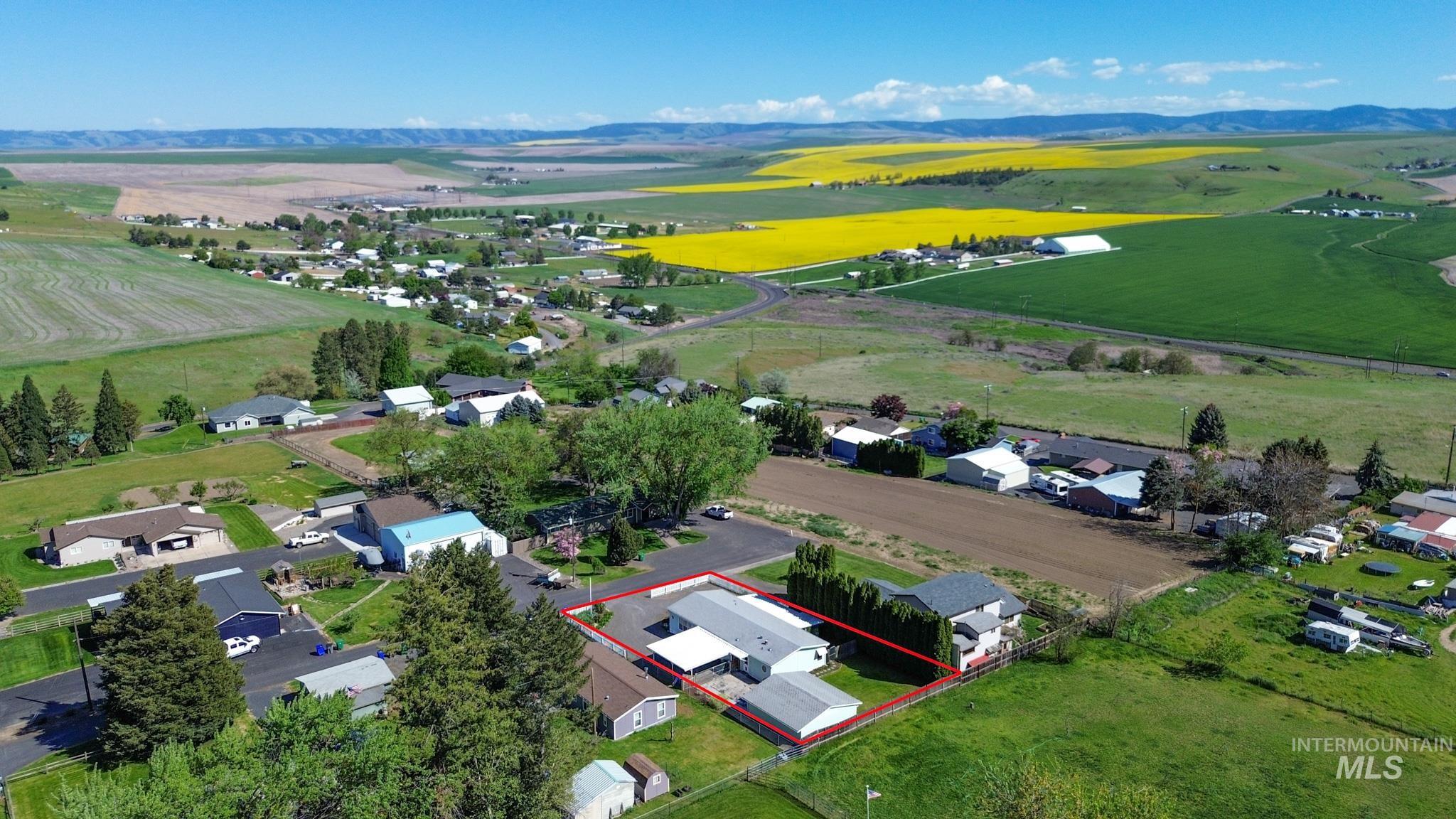 3828 17th St C, Lewiston, Idaho 83501, 3 Bedrooms, 2 Bathrooms, Residential For Sale, Price $339,500,MLS 98984961