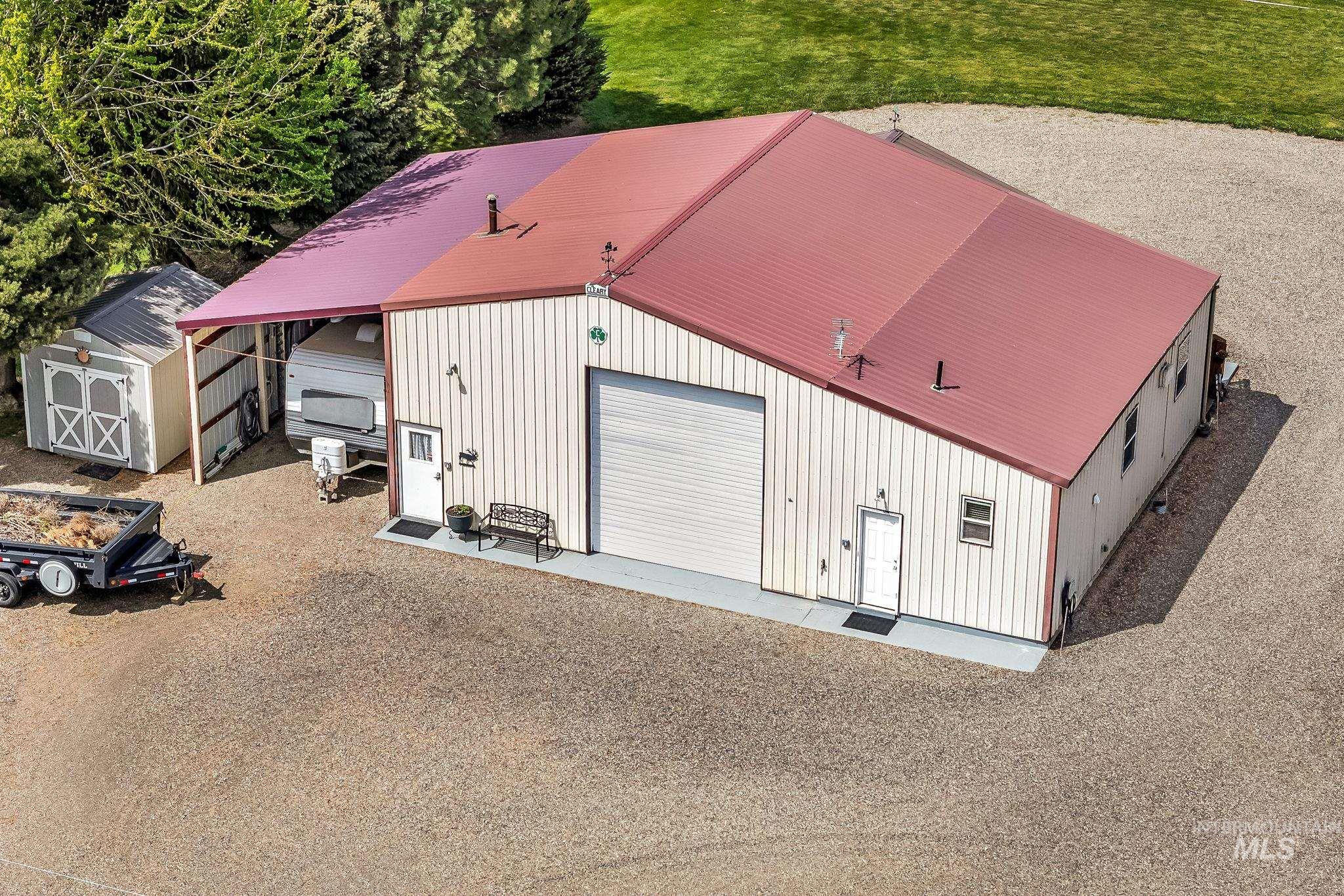 12 W Huyser Dr, Shoshone, Idaho 83352, 3 Bedrooms, 3 Bathrooms, Residential For Sale, Price $775,000,MLS 98984963