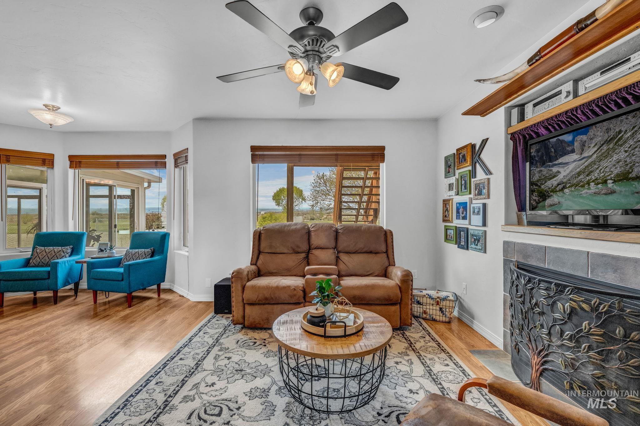 12 W Huyser Dr, Shoshone, Idaho 83352, 3 Bedrooms, 3 Bathrooms, Residential For Sale, Price $775,000,MLS 98984963