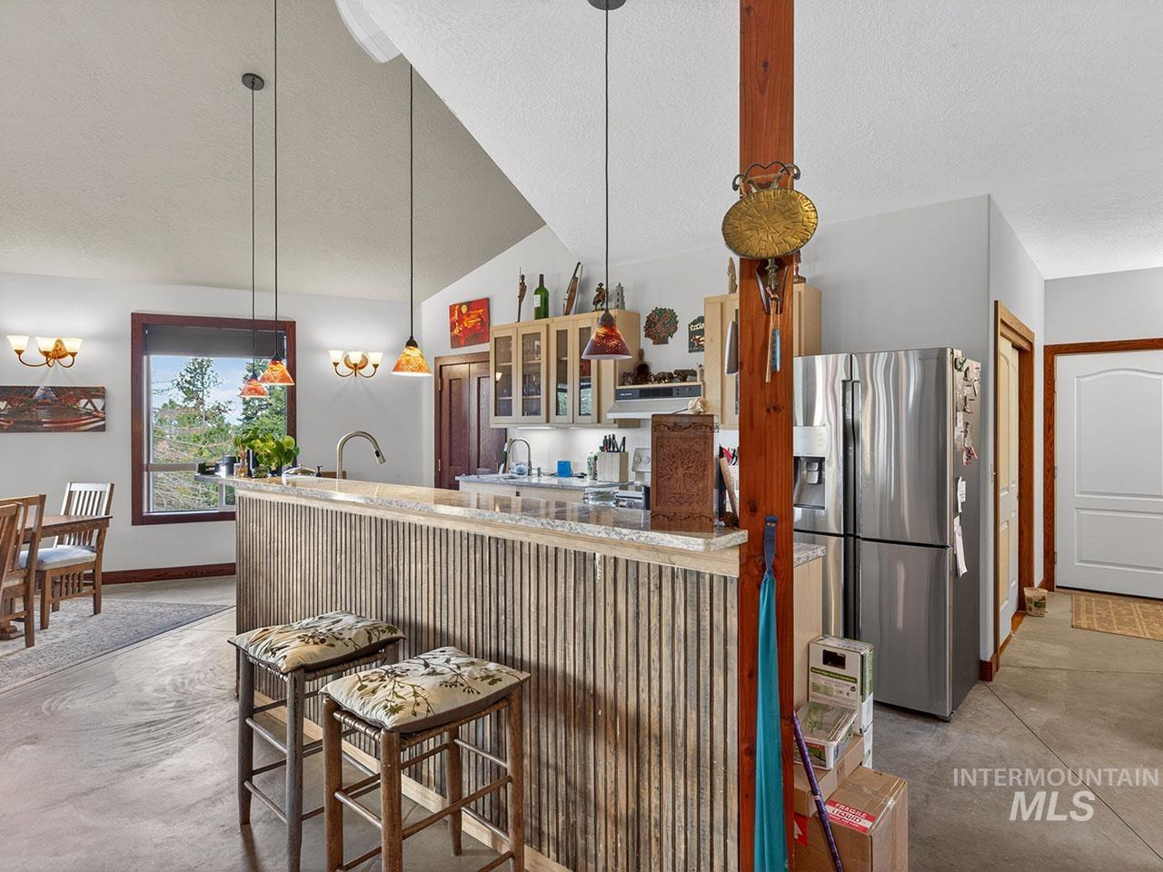 10885 Callender Road, Cascade, Idaho 83611, 2 Bedrooms, 3 Bathrooms, Residential For Sale, Price $1,100,000,MLS 98984965