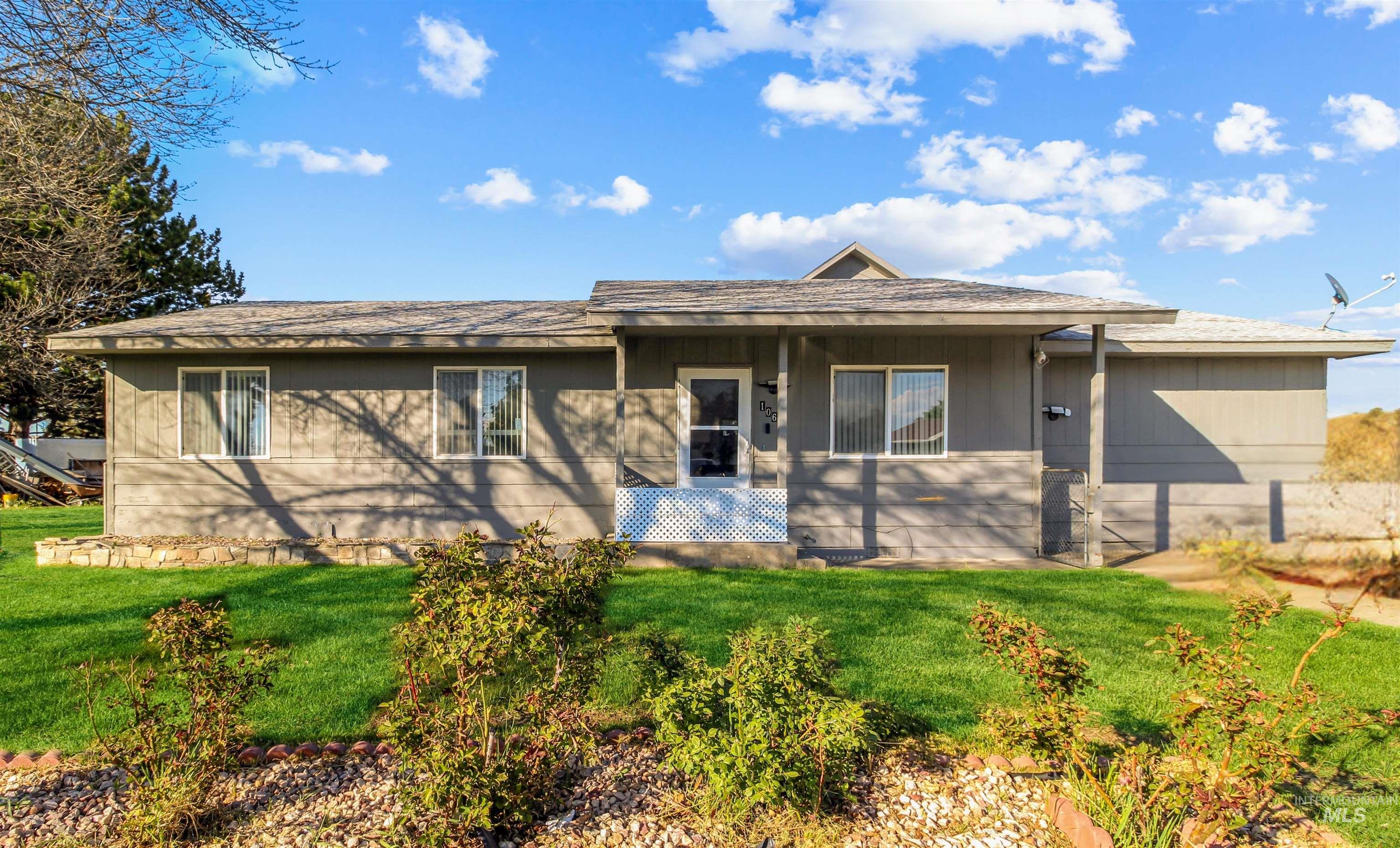 106 Maplewood Circle, Rupert, Idaho 83350, 6 Bedrooms, 3 Bathrooms, Residential For Sale, Price $399,999, 98984967