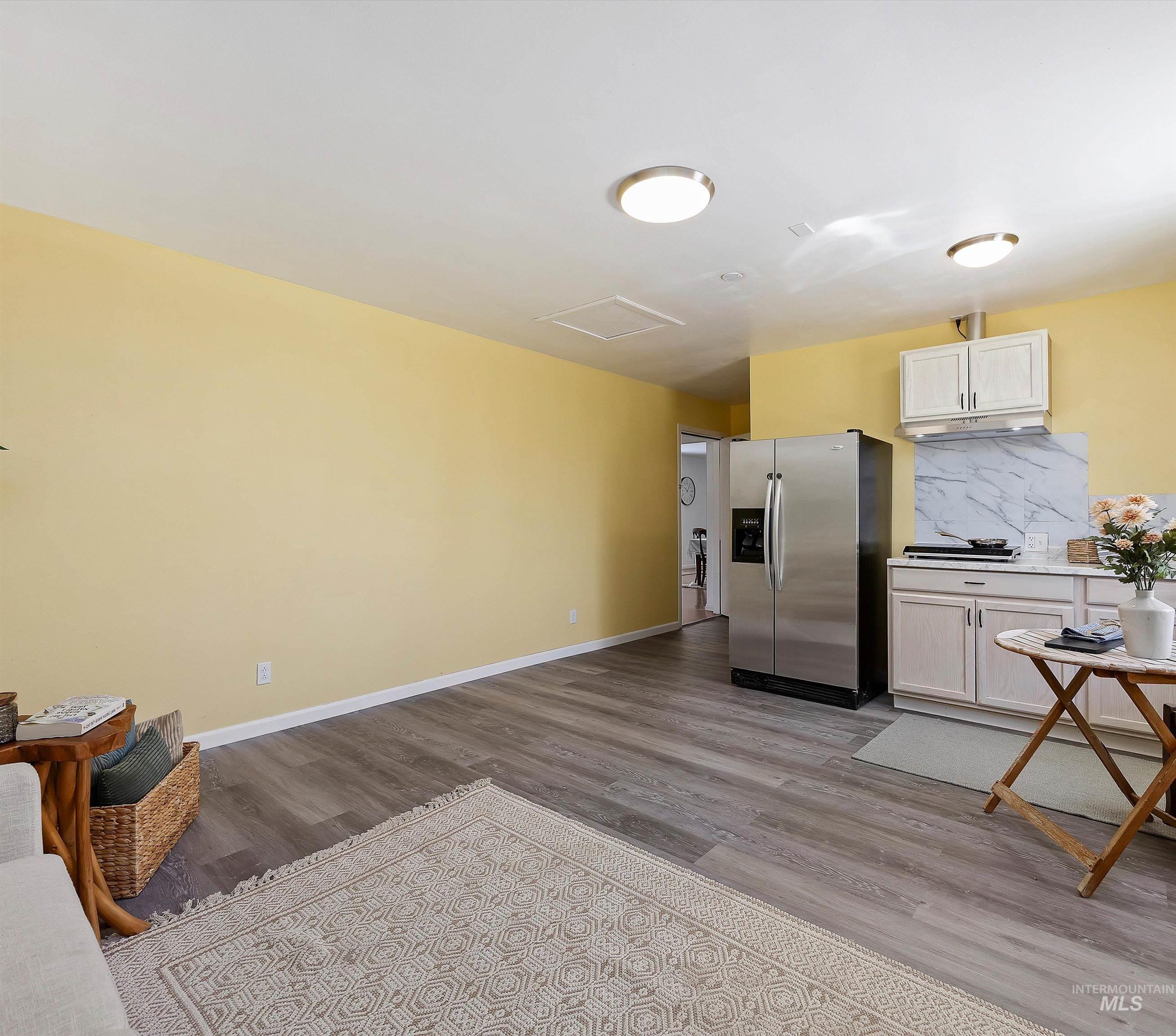 106 Maplewood Cr, Rupert, Idaho 83350, 5 Bedrooms, 3 Bathrooms, Residential For Sale, Price $384,000,MLS 98984967