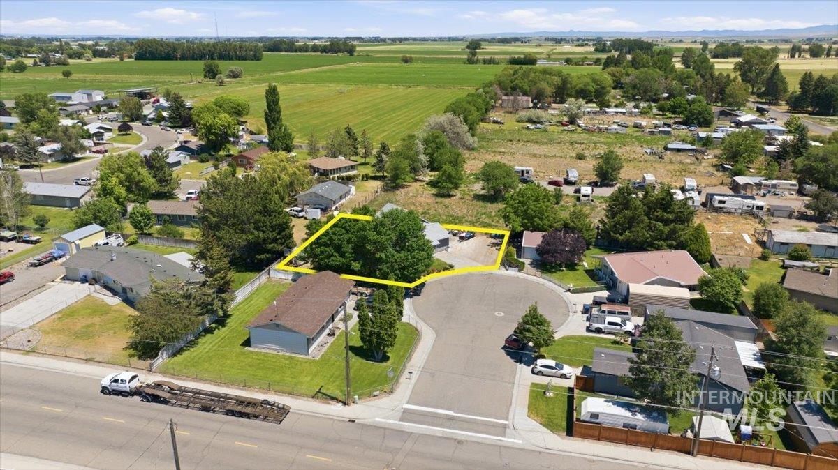 106 Maplewood Circle, Rupert, Idaho 83350, 5 Bedrooms, 3 Bathrooms, Residential For Sale, Price $389,000, 98984967
