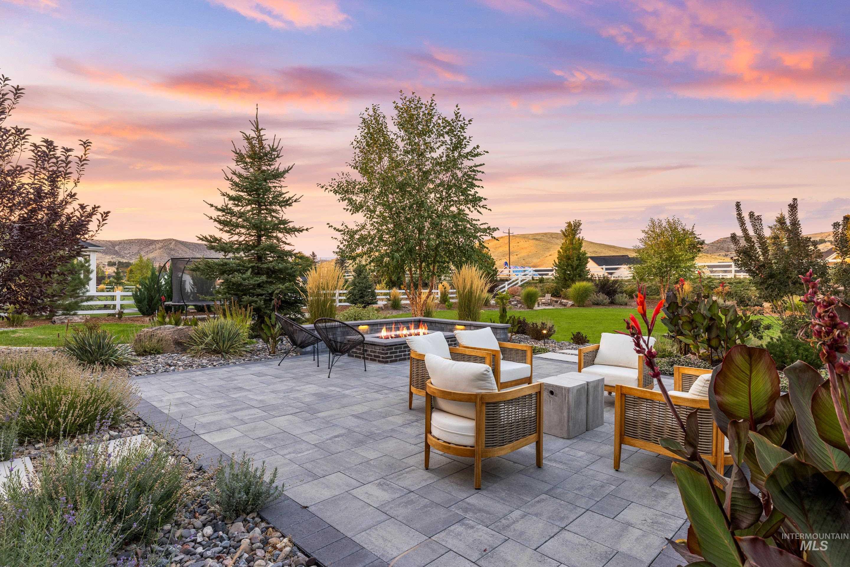 7940 W Mirror Pond Drive, Boise, Idaho 83714, 5 Bedrooms, 4 Bathrooms, Residential For Sale, Price $2,289,000,MLS 98984969