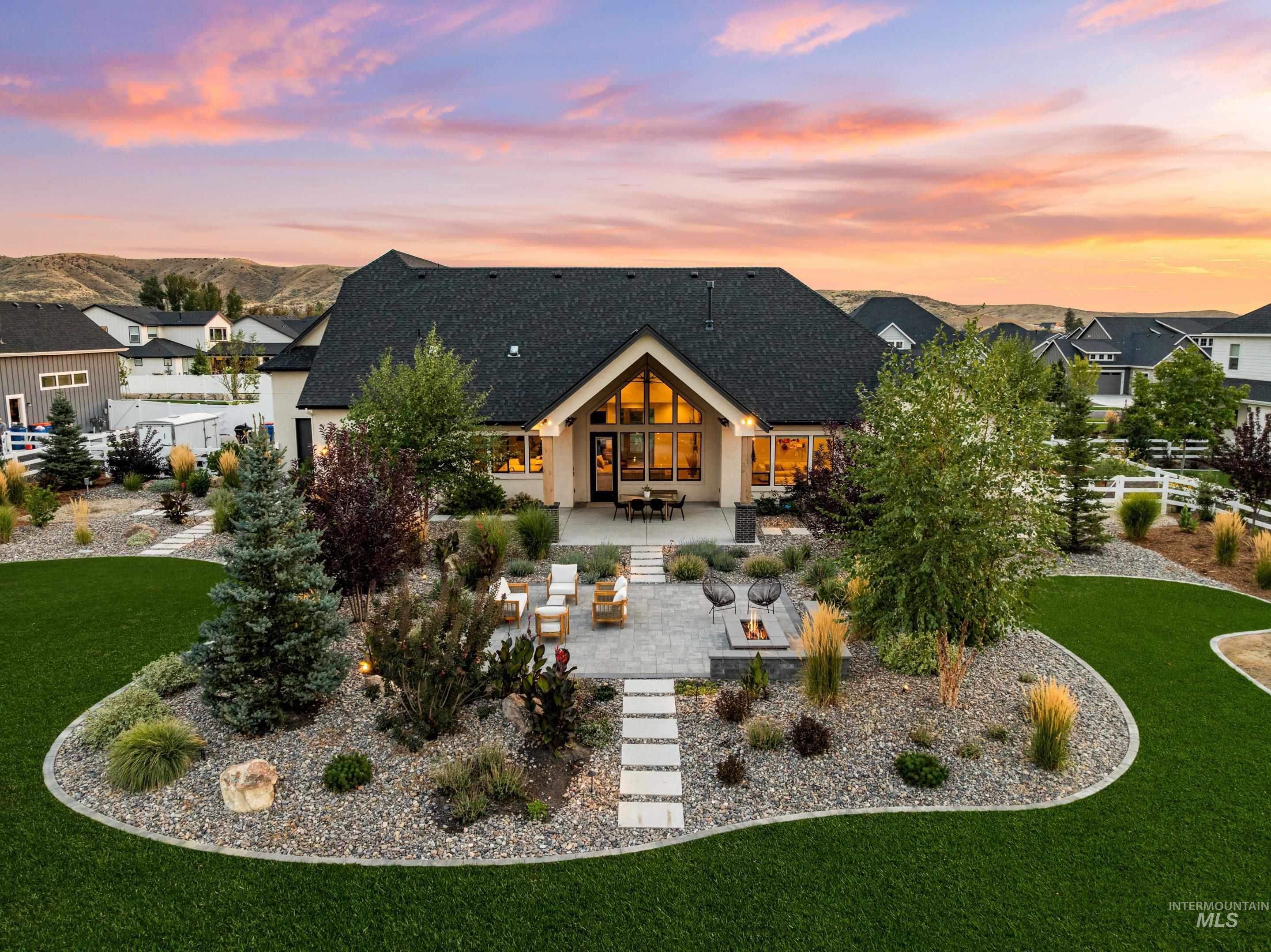 7940 W Mirror Pond Drive, Boise, Idaho 83714, 5 Bedrooms, 4 Bathrooms, Residential For Sale, Price $2,289,000,MLS 98984969