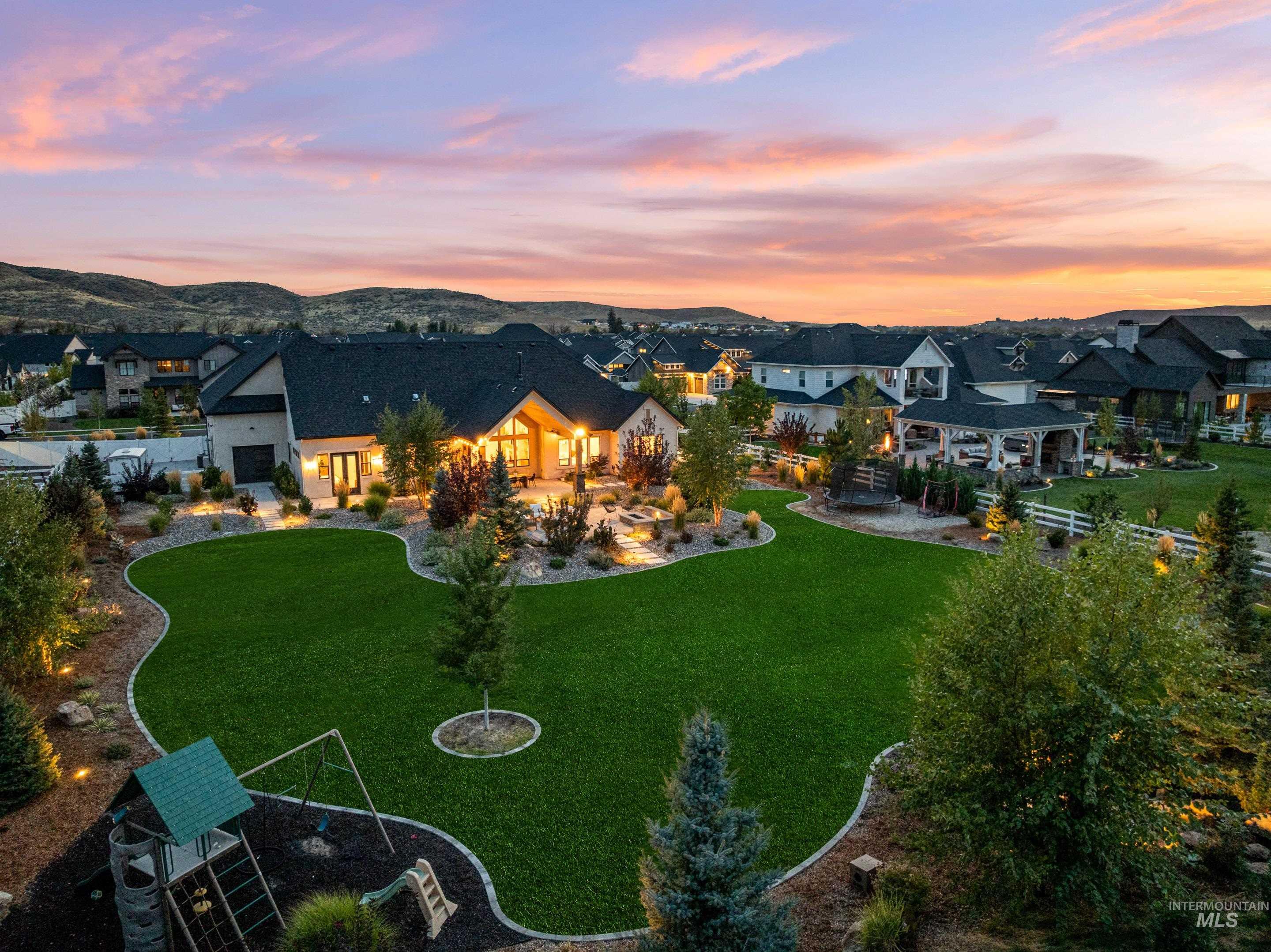 7940 W Mirror Pond Drive, Boise, Idaho 83714, 5 Bedrooms, 4 Bathrooms, Residential For Sale, Price $2,289,000,MLS 98984969
