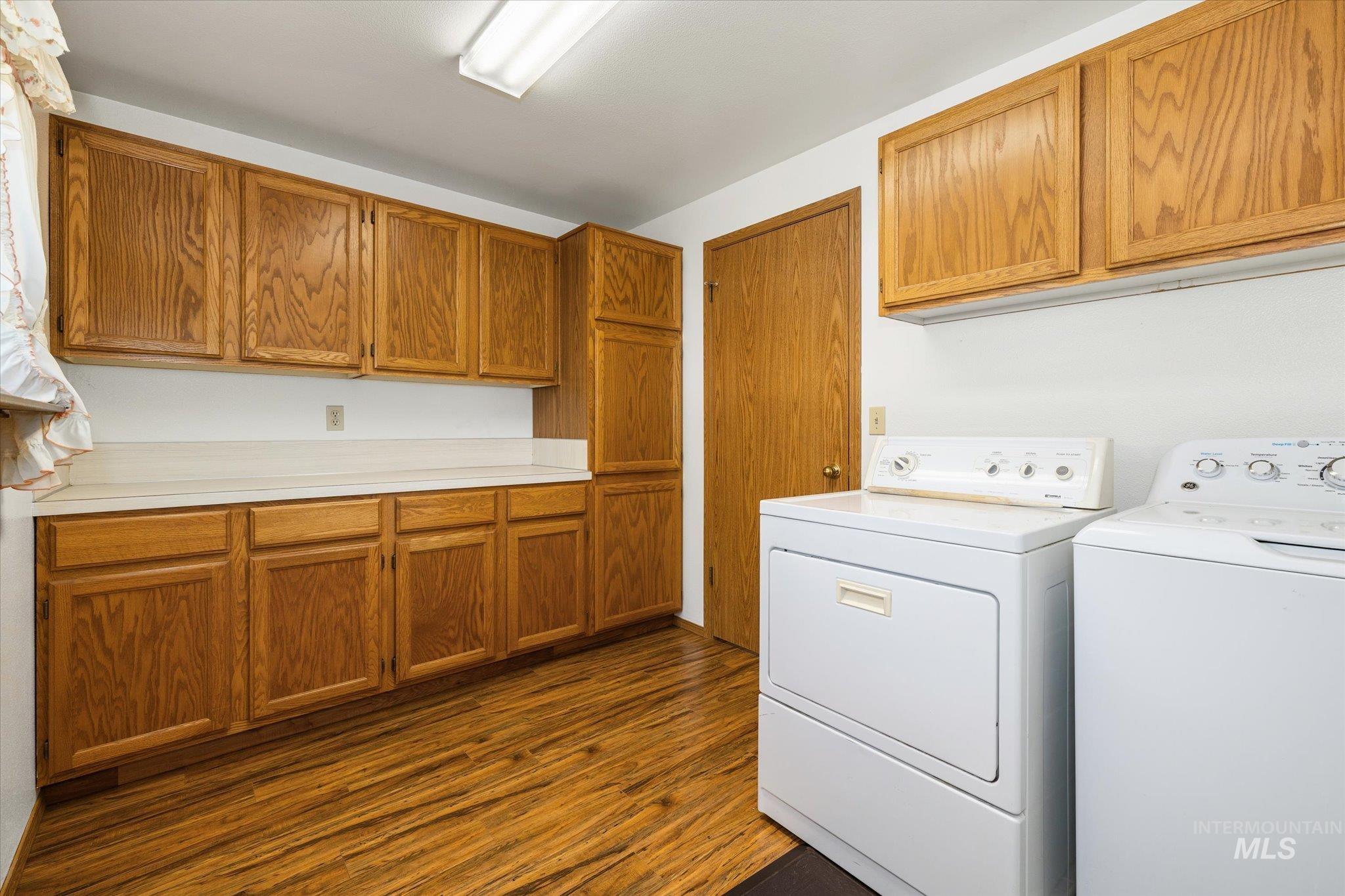 121 N Brent, Nampa, Idaho 83687, 3 Bedrooms, 2 Bathrooms, Residential For Sale, Price $435,000,MLS 98984970