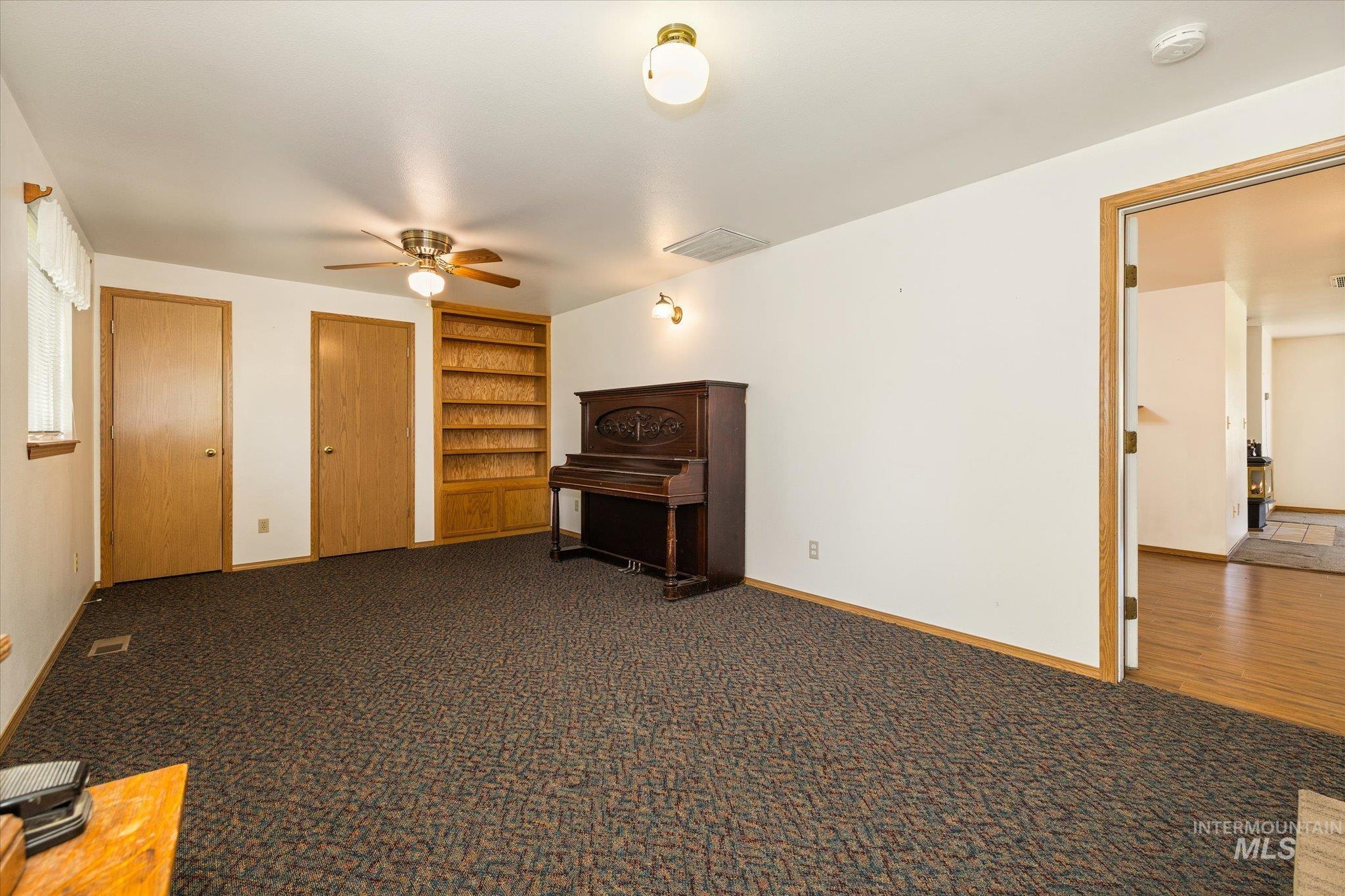 121 N Brent, Nampa, Idaho 83687, 3 Bedrooms, 2 Bathrooms, Residential For Sale, Price $435,000,MLS 98984970