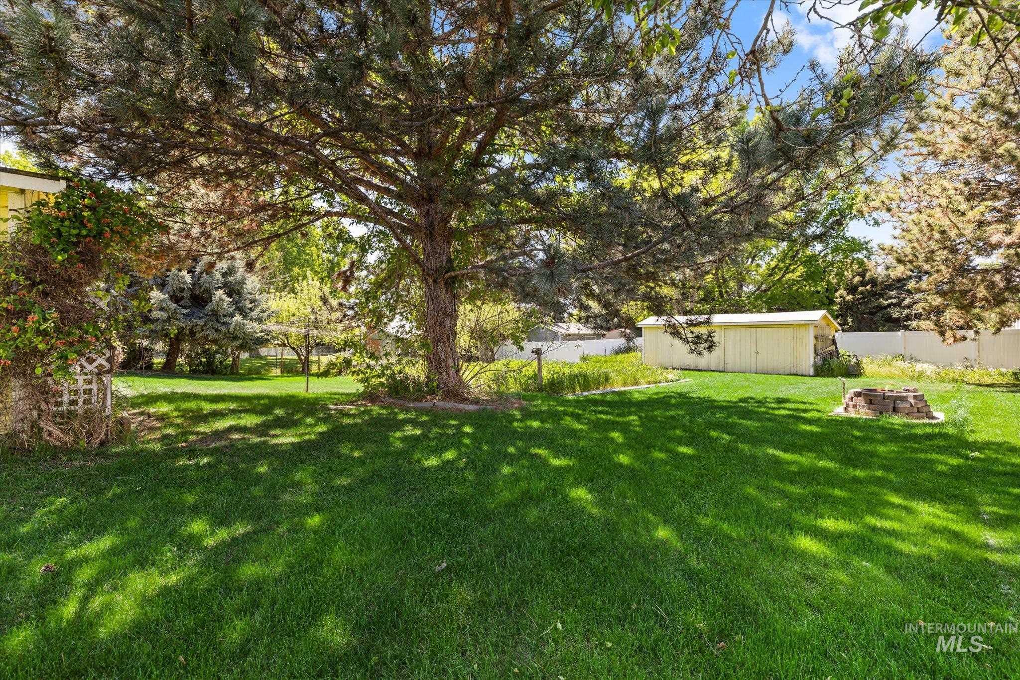 121 N Brent, Nampa, Idaho 83687, 3 Bedrooms, 2 Bathrooms, Residential For Sale, Price $435,000,MLS 98984970
