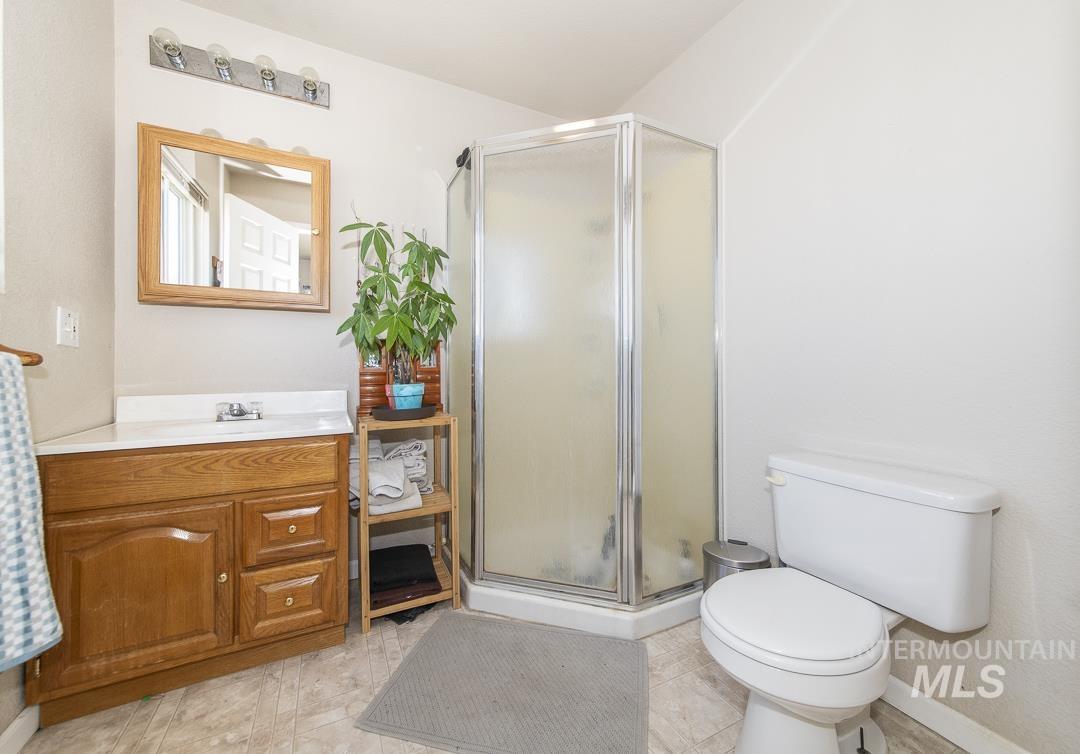 1355 Anderson Corner Rd, Parma, Idaho 83660-6109, 2 Bedrooms, 2 Bathrooms, Residential For Sale, Price $560,000,MLS 98984971