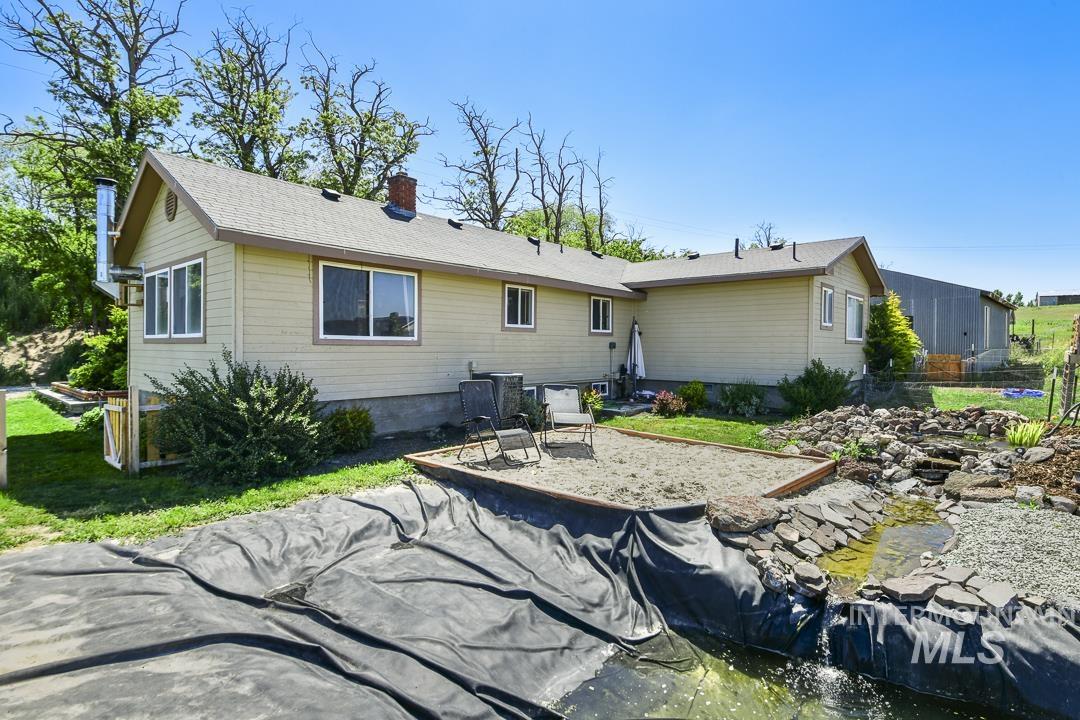 1355 Anderson Corner Rd, Parma, Idaho 83660-6109, 2 Bedrooms, 2 Bathrooms, Residential For Sale, Price $560,000,MLS 98984971