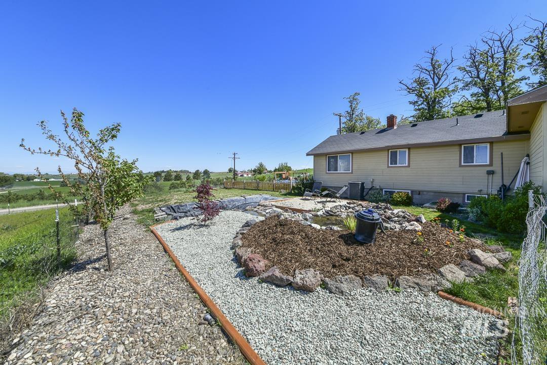 1355 Anderson Corner Rd, Parma, Idaho 83660-6109, 2 Bedrooms, 2 Bathrooms, Residential For Sale, Price $560,000,MLS 98984971