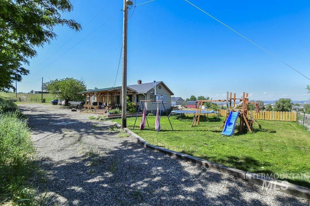 1355 Anderson Corner Rd, Parma, Idaho 83660-6109, 2 Bedrooms, 2 Bathrooms, Residential For Sale, Price $560,000,MLS 98984971