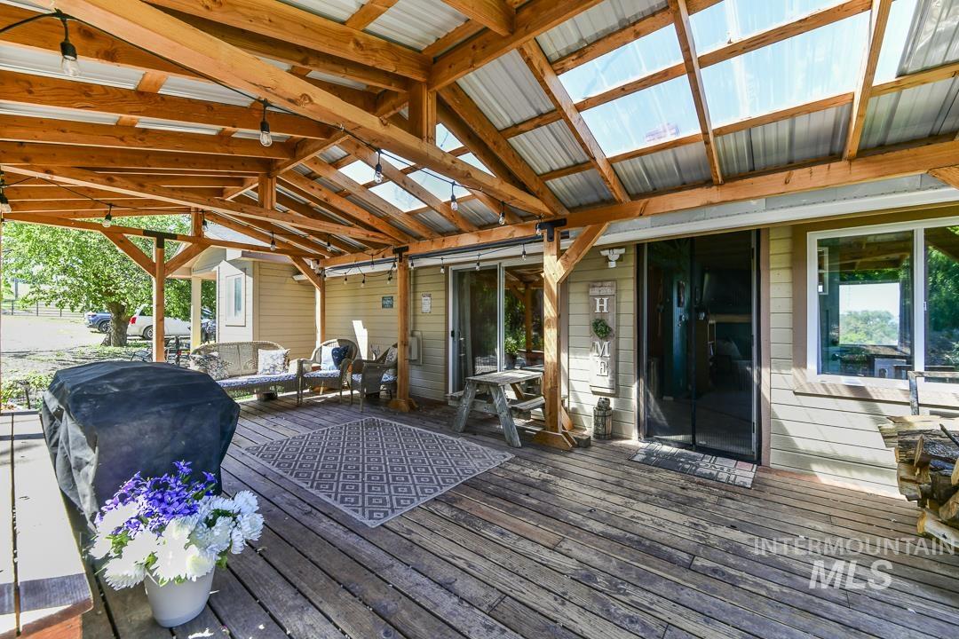 1355 Anderson Corner Rd, Parma, Idaho 83660-6109, 2 Bedrooms, 2 Bathrooms, Residential For Sale, Price $560,000,MLS 98984971