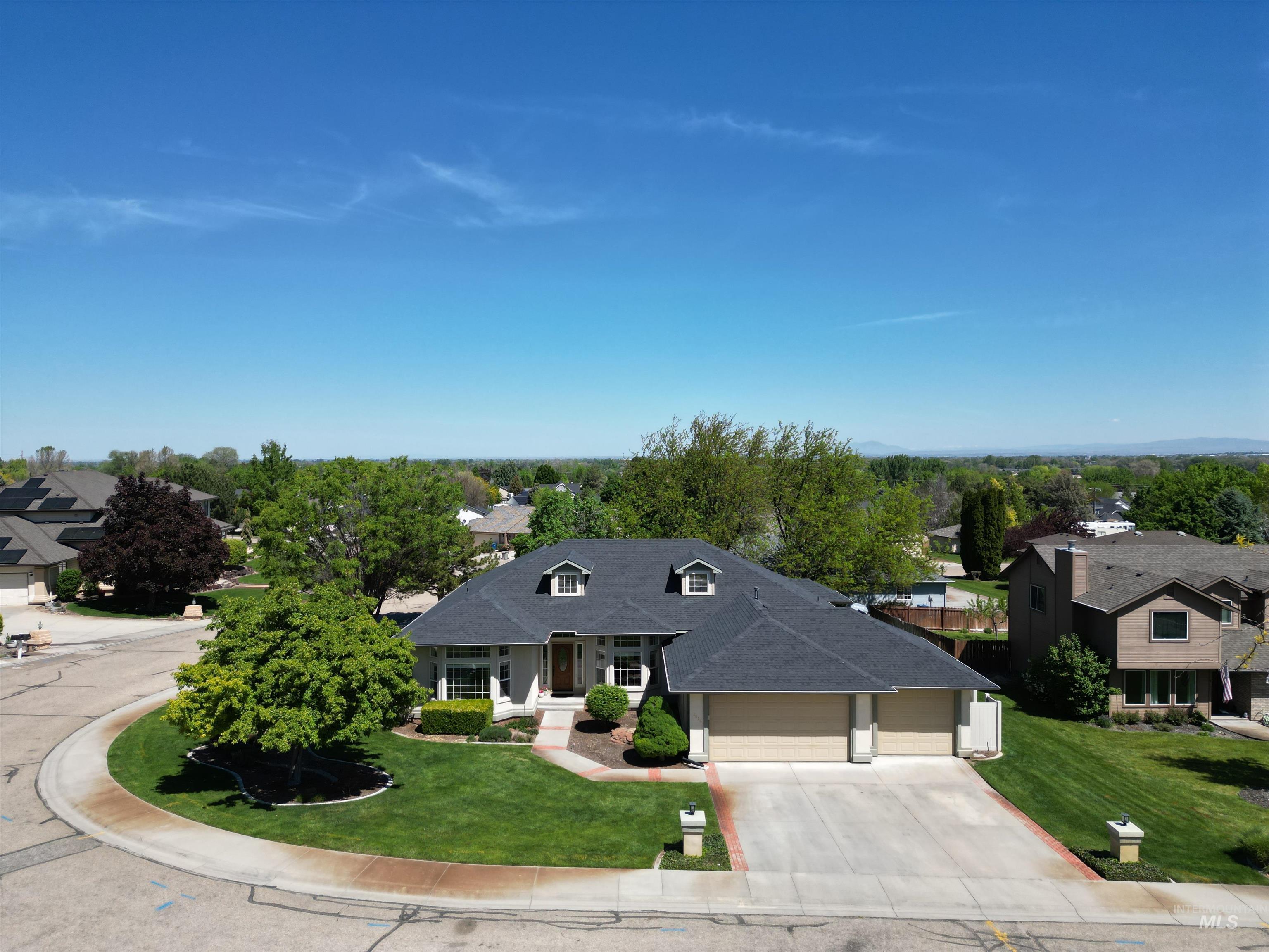 2616 Toma Ct, Nampa, Idaho 83686, 5 Bedrooms, 3 Bathrooms, Residential For Sale, Price $810,000,MLS 98984973