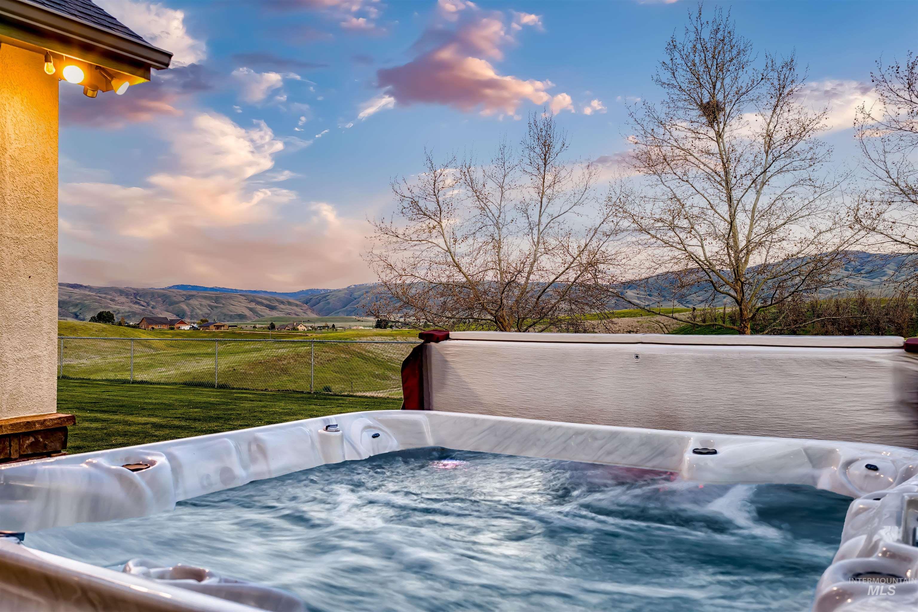 5880 Sweet Ola Hwy, Sweet, Idaho 83670, 4 Bedrooms, 3.5 Bathrooms, Residential For Sale, Price $1,299,900, 98984975