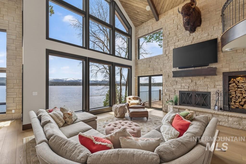 915 Cottonwood Street, McCall, Idaho 83638, 6 Bedrooms, 5.5 Bathrooms, Residential For Sale, Price $7,995,000,MLS 98984976