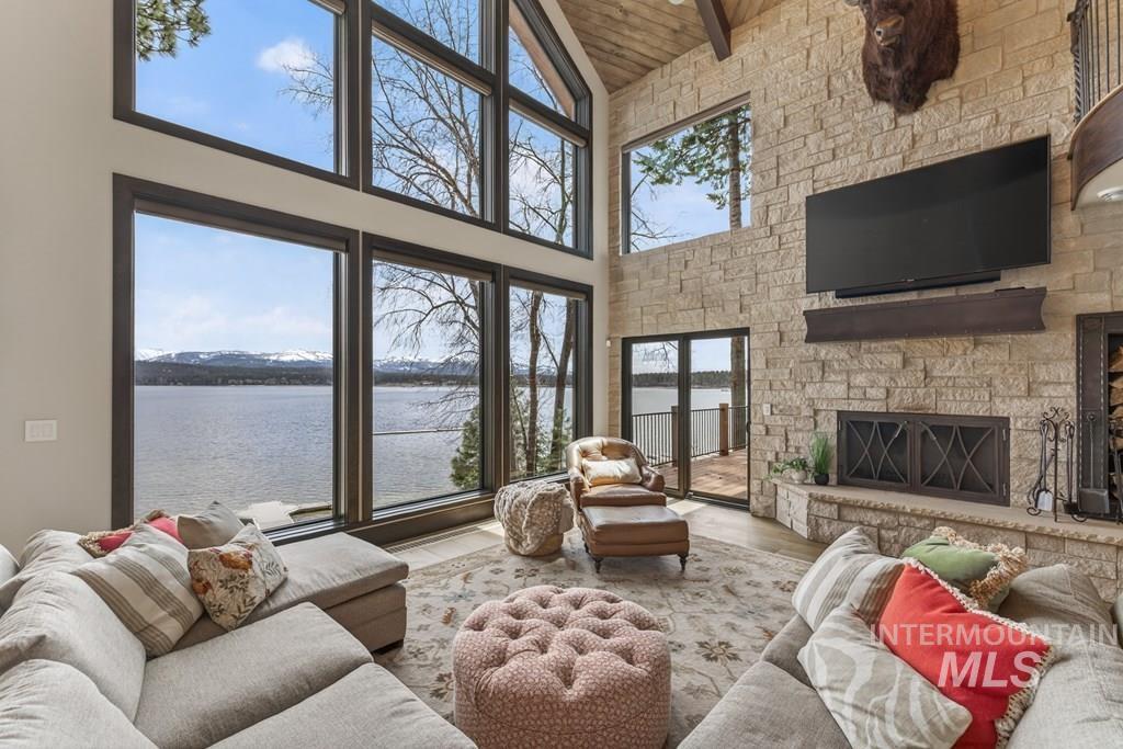 915 Cottonwood Street, McCall, Idaho 83638, 6 Bedrooms, 5.5 Bathrooms, Residential For Sale, Price $7,995,000,MLS 98984976