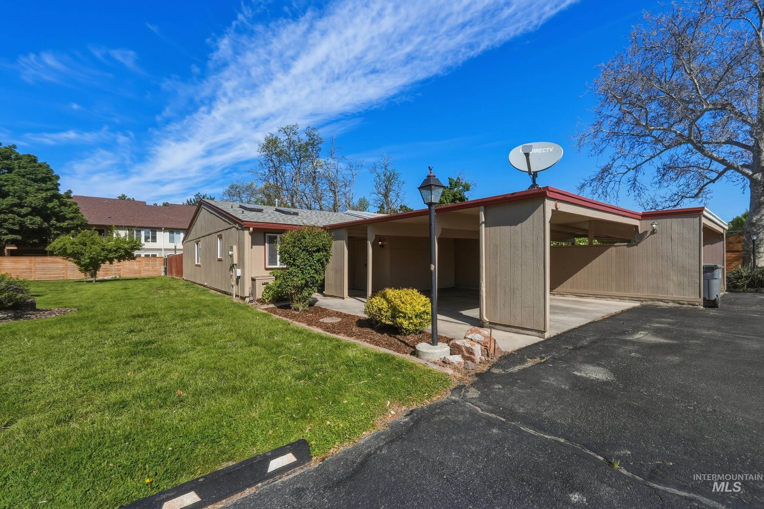 4747 W Albion Ct., Boise, Idaho 83705, 2 Bedrooms, 2 Bathrooms, Residential For Sale, Price $388,900,MLS 98984978