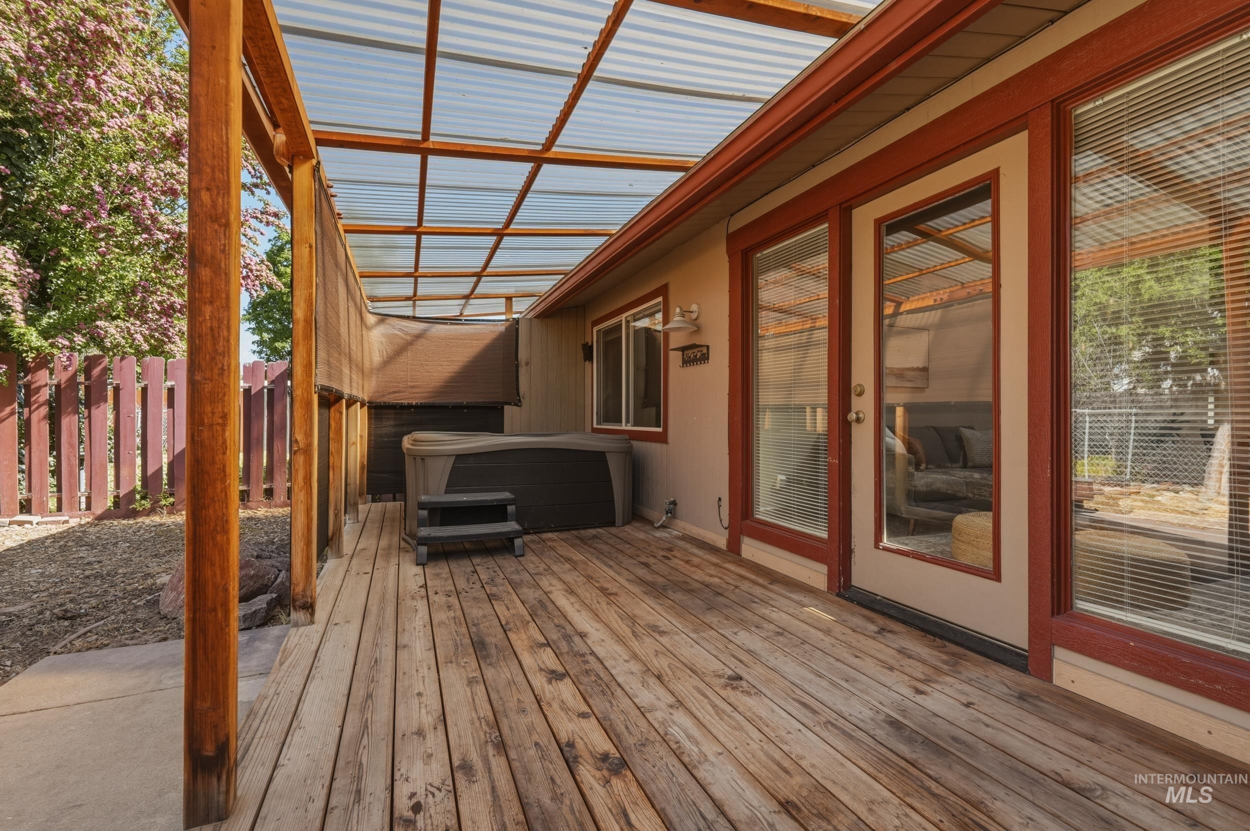 4747 W Albion Ct., Boise, Idaho 83705, 2 Bedrooms, 2 Bathrooms, Residential For Sale, Price $388,900,MLS 98984978