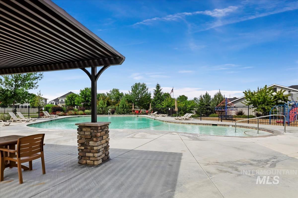 2916 W Tubac Dr, Meridian, Idaho 83646, 4 Bedrooms, 2.5 Bathrooms, Residential For Sale, Price $799,900, 98984979