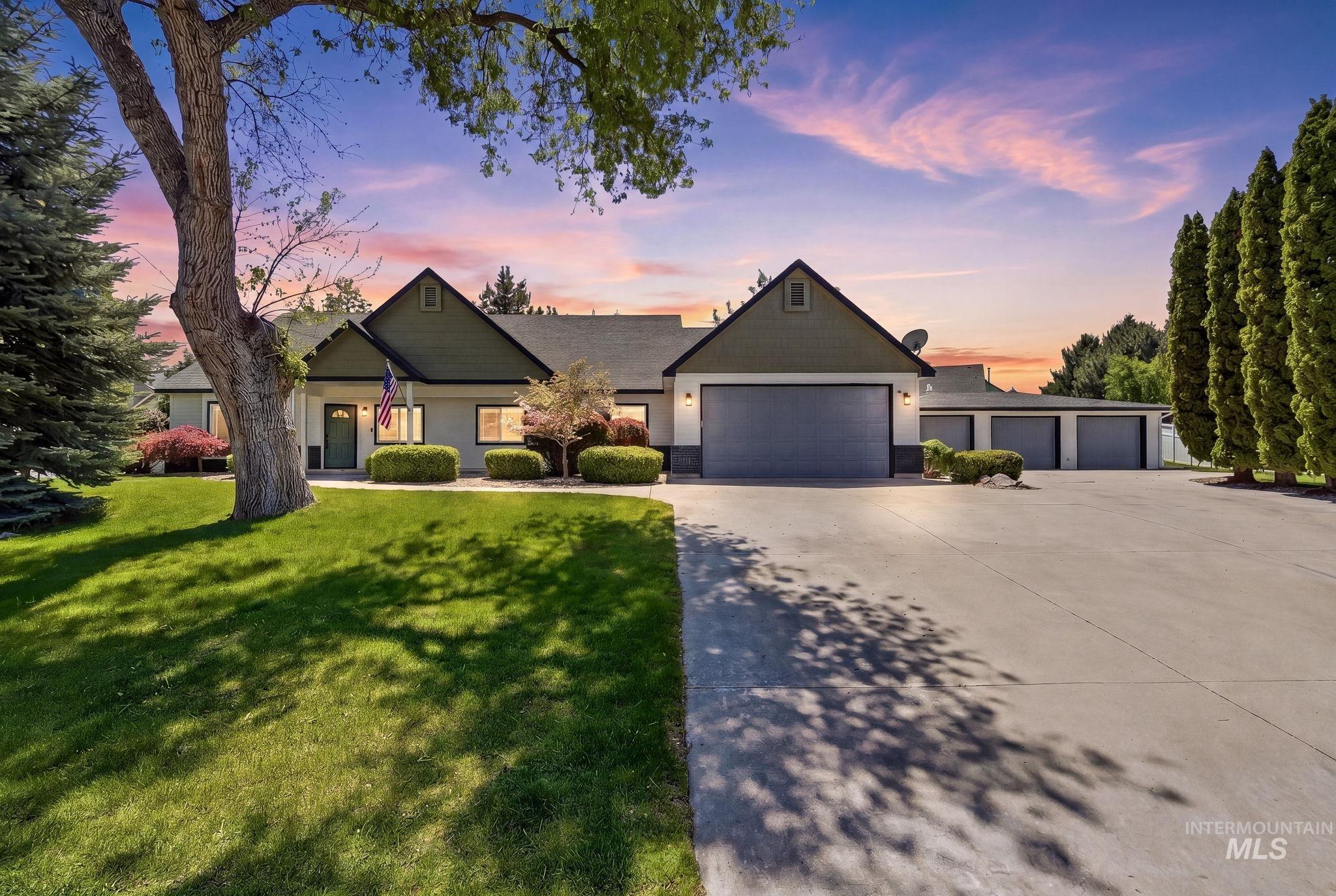 2425 S Morning Sun Crt, Nampa, Idaho 83686, 3 Bedrooms, 2 Bathrooms, Residential For Sale, Price $625,000,MLS 98984980