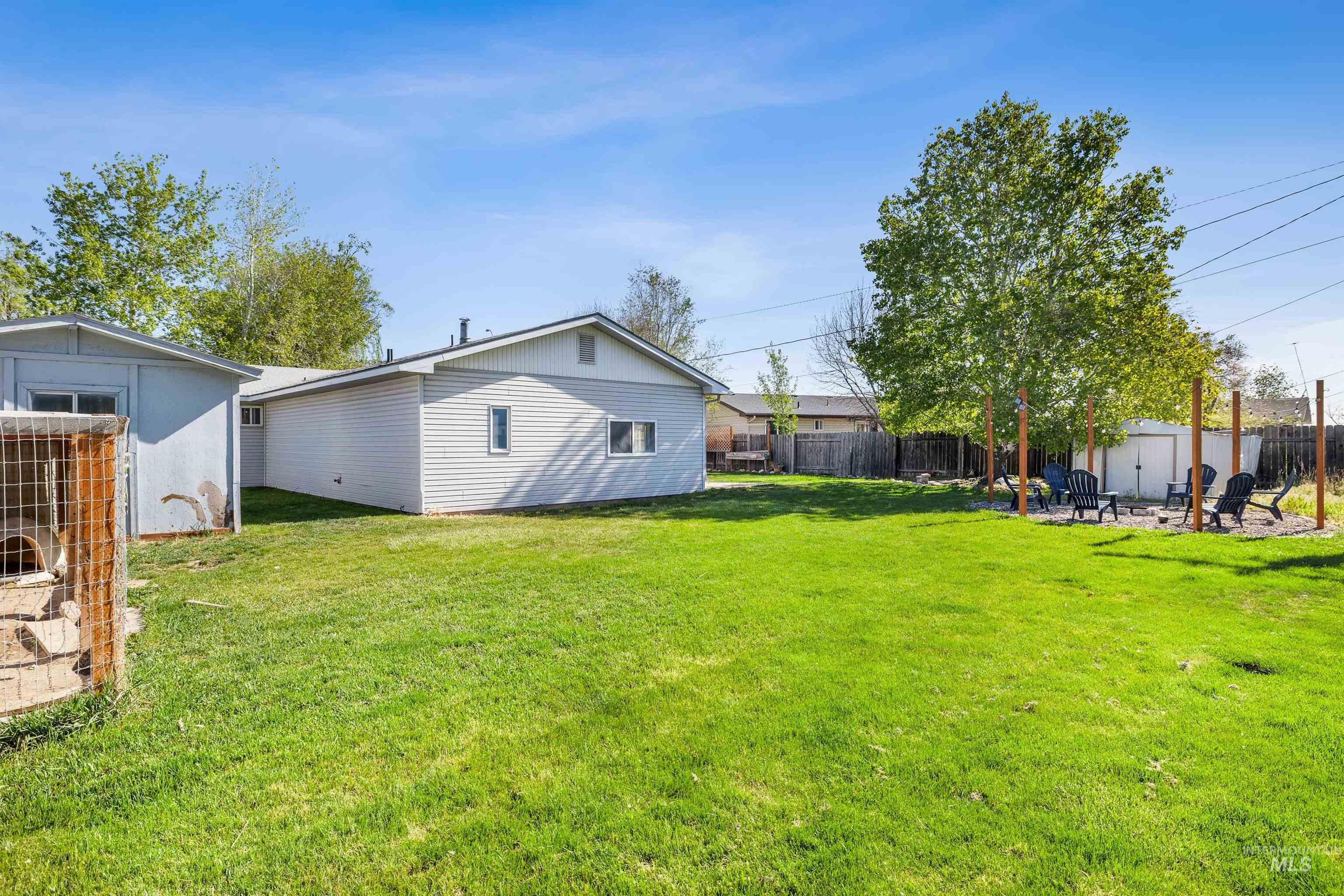 538 E Clark St, Paul, Idaho 83347, 5 Bedrooms, 2 Bathrooms, Residential For Sale, Price $359,900,MLS 98984982