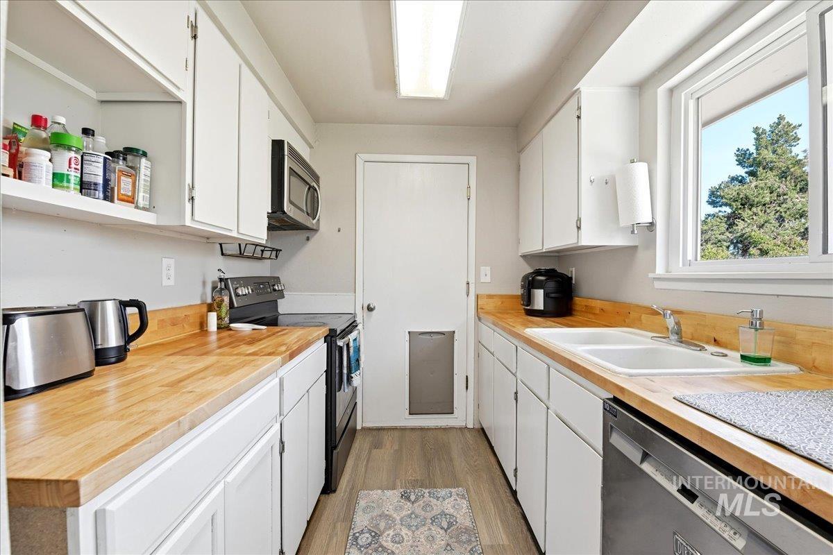 10312 W Tanglewood Dr, Boise, Idaho 83709, 3 Bedrooms, 1 Bathroom, Residential For Sale, Price $399,900,MLS 98984985