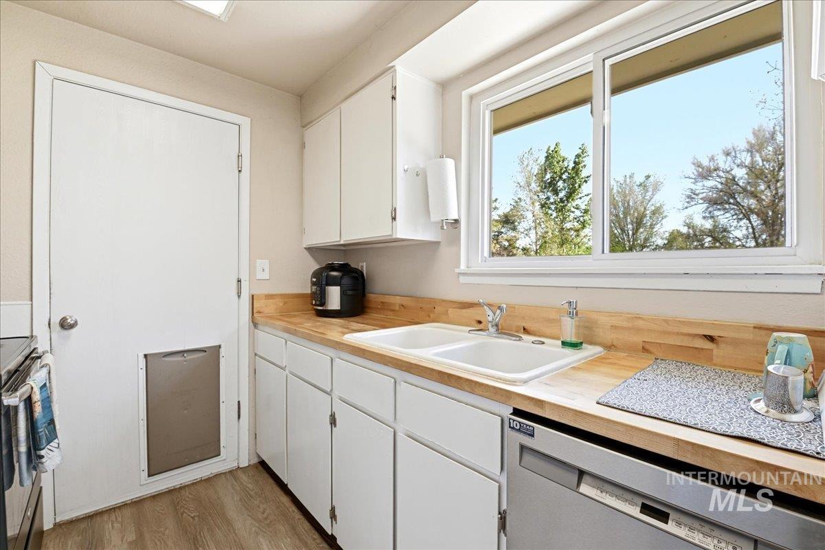 10312 W Tanglewood Dr, Boise, Idaho 83709, 3 Bedrooms, 1 Bathroom, Residential For Sale, Price $399,900,MLS 98984985