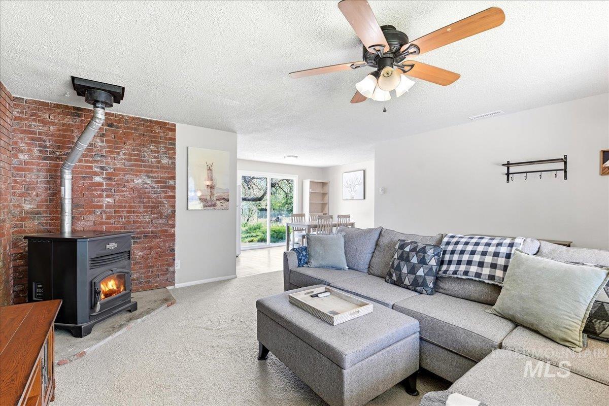 10312 W Tanglewood Dr, Boise, Idaho 83709, 3 Bedrooms, 1 Bathroom, Residential For Sale, Price $399,900,MLS 98984985