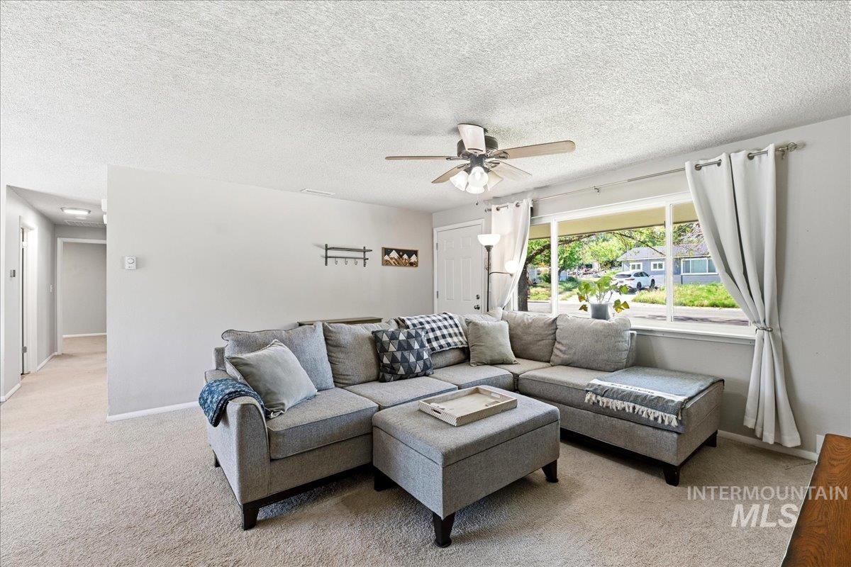 10312 W Tanglewood Dr, Boise, Idaho 83709, 3 Bedrooms, 1 Bathroom, Residential For Sale, Price $399,900,MLS 98984985