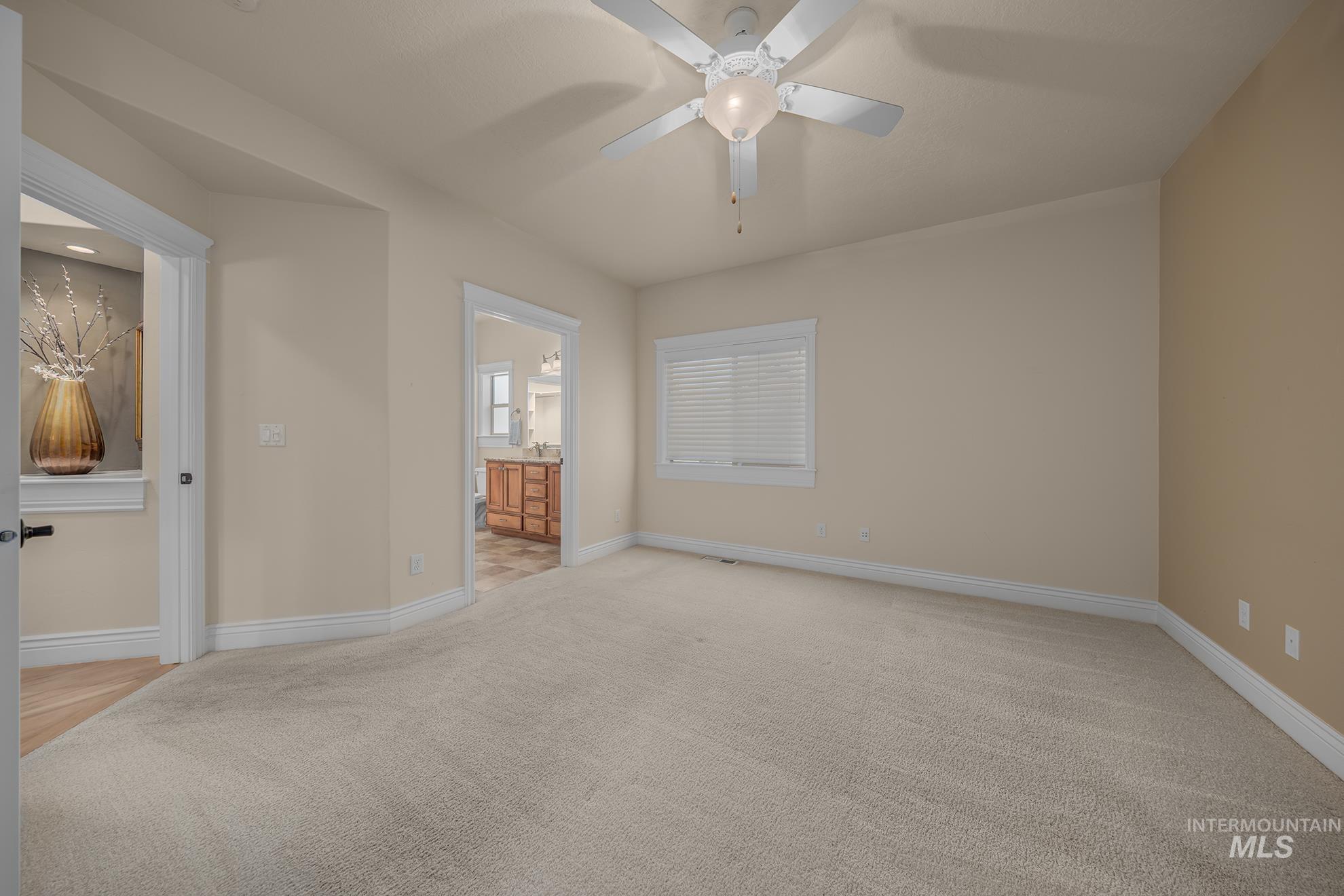 544 S Whiperwood Way, Boise, Idaho 83709, 3 Bedrooms, 2 Bathrooms, Residential For Sale, Price $474,500,MLS 98984987