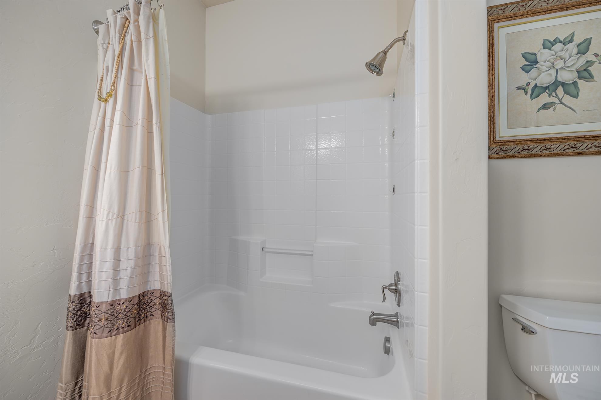 544 S Whiperwood Way, Boise, Idaho 83709, 3 Bedrooms, 2 Bathrooms, Residential For Sale, Price $474,500,MLS 98984987