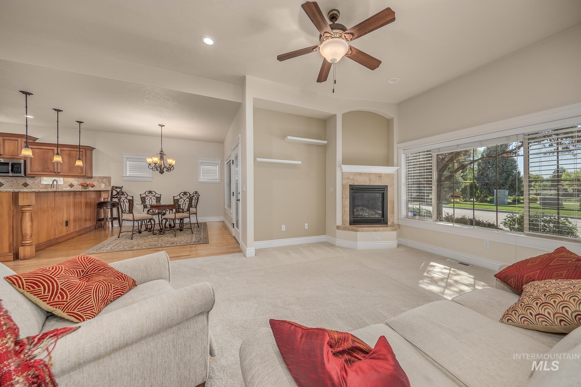 544 S Whiperwood Way, Boise, Idaho 83709, 3 Bedrooms, 2 Bathrooms, Residential For Sale, Price $474,500,MLS 98984987