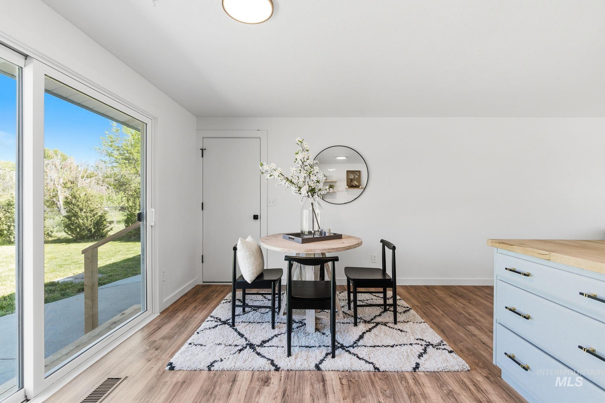 3932 W Leland Way, Boise, Idaho 83709-4656, 3 Bedrooms, 2 Bathrooms, Residential For Sale, Price $450,000,MLS 98984988