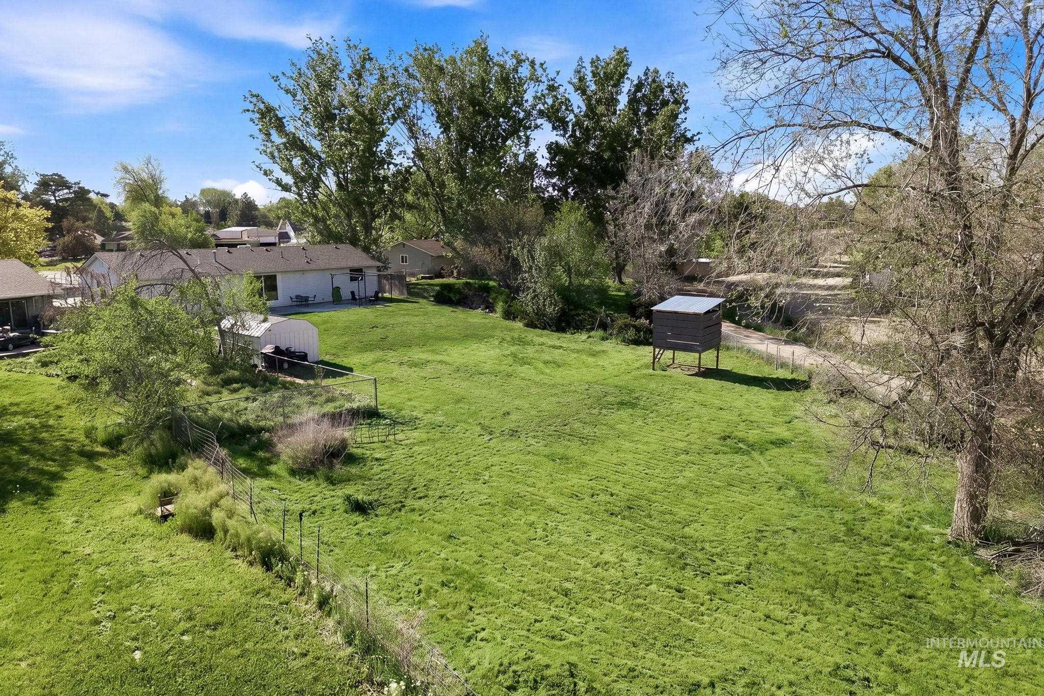 3932 W Leland Way, Boise, Idaho 83709-4656, 3 Bedrooms, 2 Bathrooms, Residential For Sale, Price $450,000,MLS 98984988