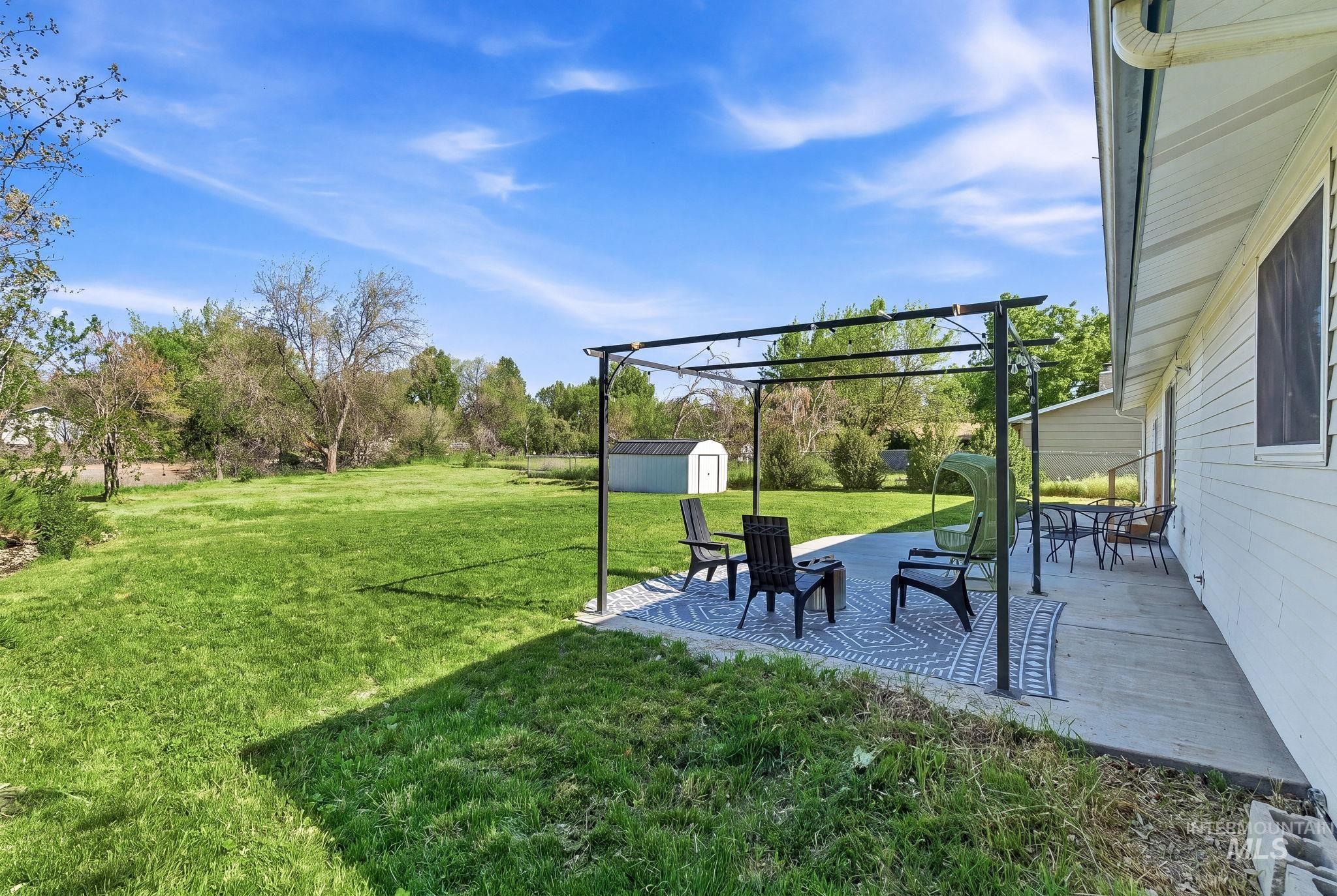 3932 W Leland Way, Boise, Idaho 83709-4656, 3 Bedrooms, 2 Bathrooms, Residential For Sale, Price $450,000,MLS 98984988