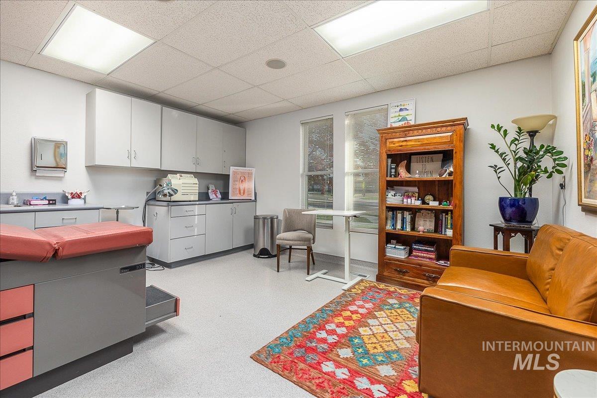 203 W Fort St, Boise, Idaho 83702, 8 Rooms, Business/Commercial For Sale, Price $969,000,MLS 98984989