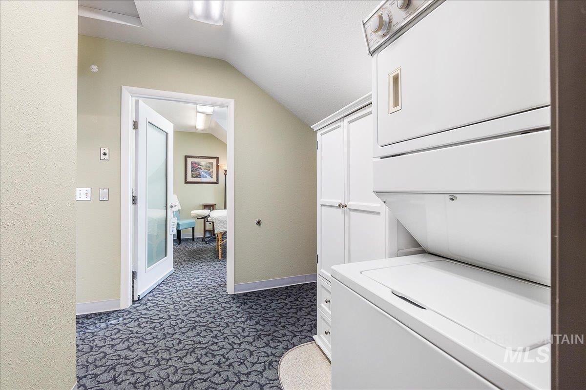 203 W Fort St, Boise, Idaho 83702, 8 Rooms, Business/Commercial For Sale, Price $969,000,MLS 98984989