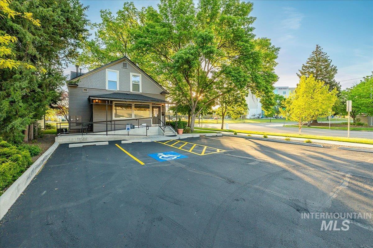 203 W Fort St, Boise, Idaho 83702, 8 Rooms, Business/Commercial For Sale, Price $969,000, 98984989