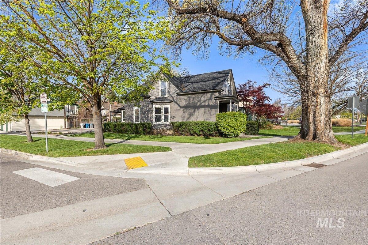 203 W Fort St, Boise, Idaho 83702, 8 Rooms, Business/Commercial For Sale, Price $969,000,MLS 98984989