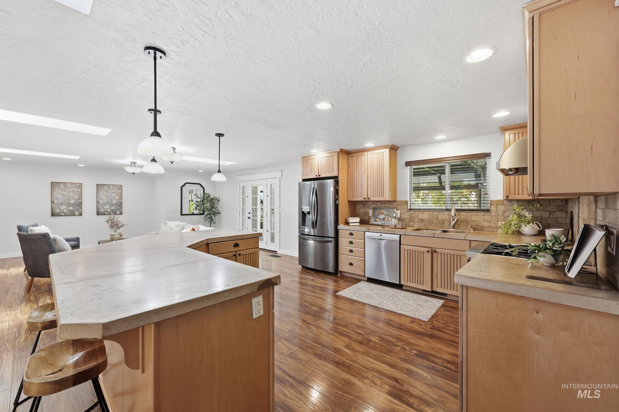 15385 Rosewood St, Caldwell, Idaho 83607, 3 Bedrooms, 3 Bathrooms, Residential For Sale, Price $530,000,MLS 98984990