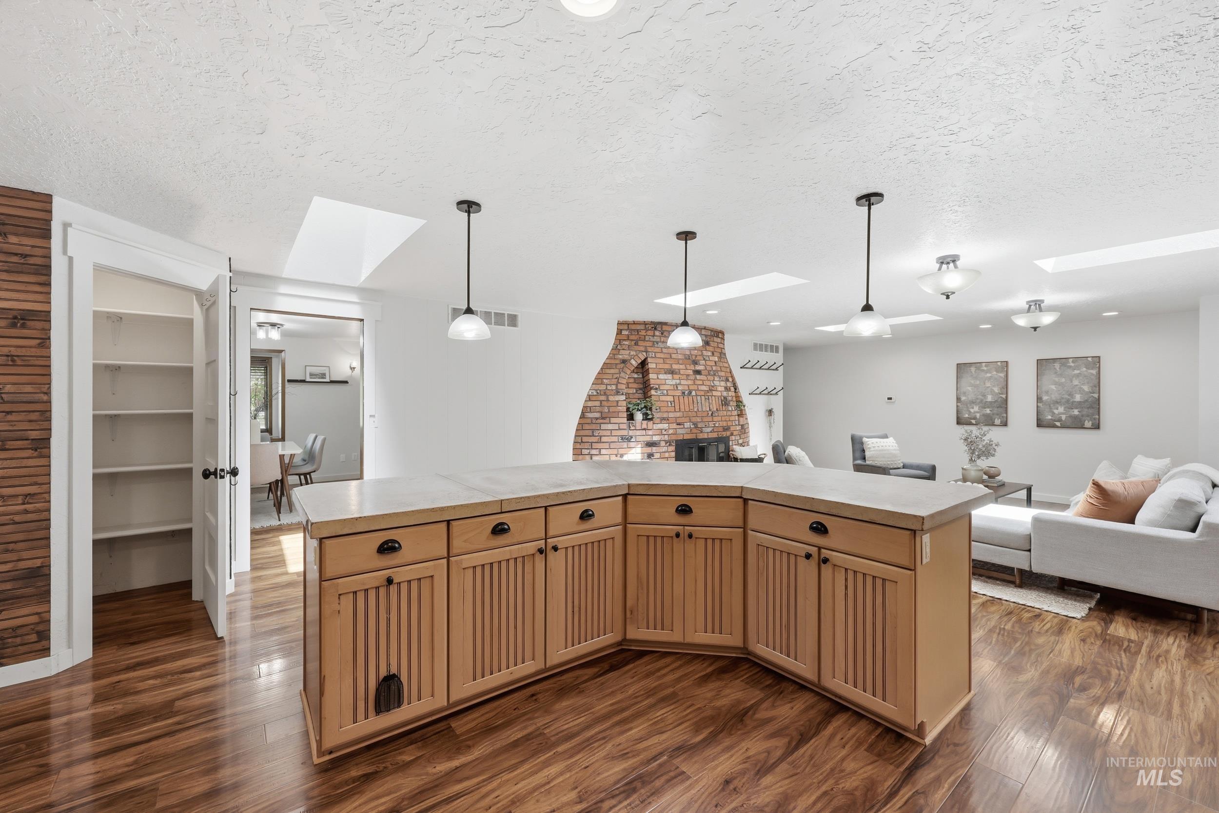 15385 Rosewood St, Caldwell, Idaho 83607, 3 Bedrooms, 3 Bathrooms, Residential For Sale, Price $530,000,MLS 98984990
