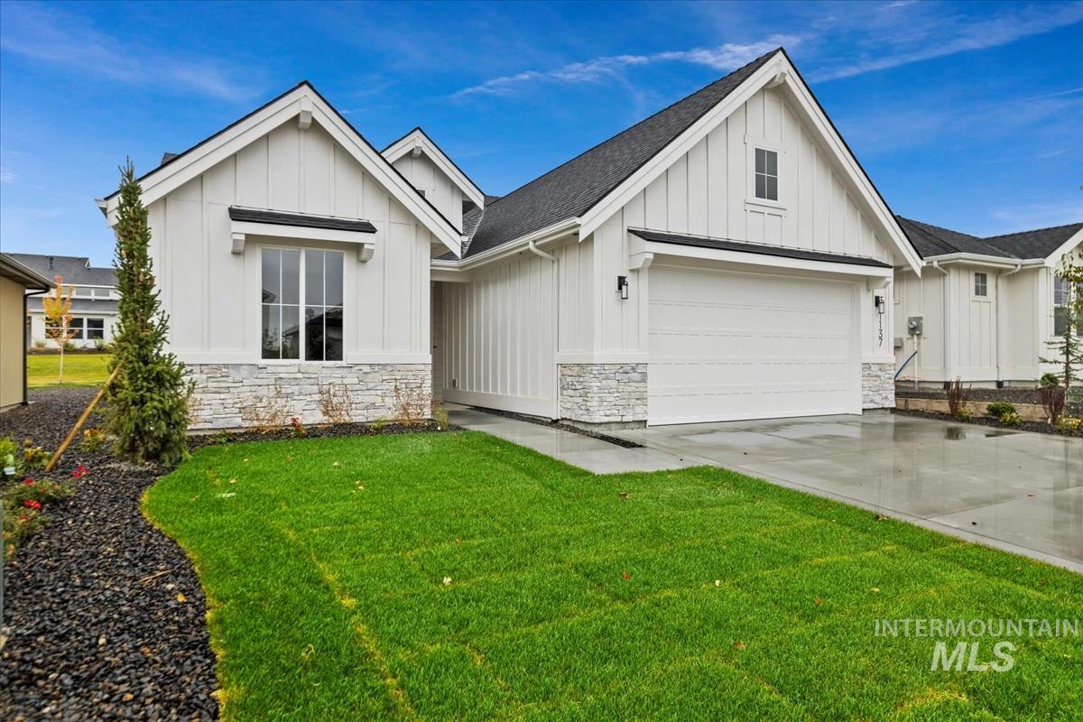 7112 N Canter Trail Ave, Meridian, Idaho 83646, 3 Bedrooms, 2.5 Bathrooms, Residential For Sale, Price $664,900,MLS 98984991