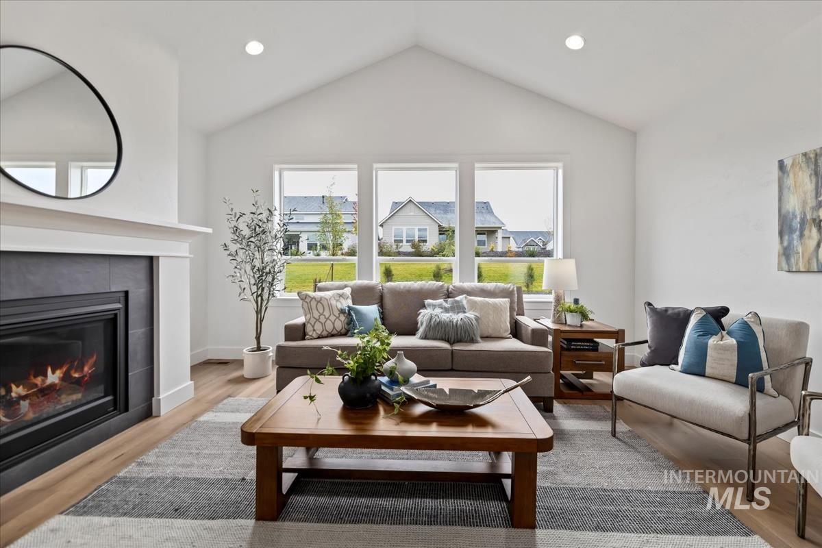 7112 N Canter Trail Ave, Meridian, Idaho 83646, 3 Bedrooms, 2.5 Bathrooms, Residential For Sale, Price $664,900,MLS 98984991