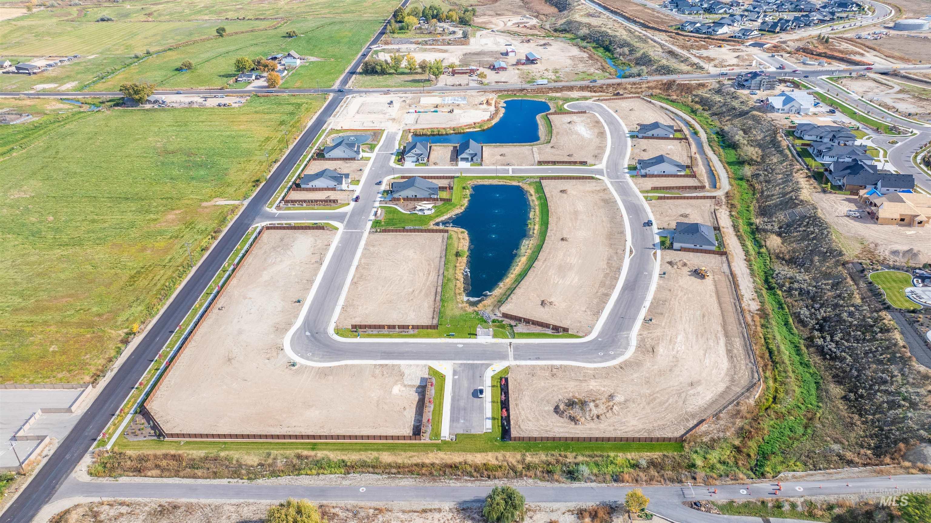 7112 N Canter Trail Ave, Meridian, Idaho 83646, 3 Bedrooms, 2.5 Bathrooms, Residential For Sale, Price $664,900,MLS 98984991
