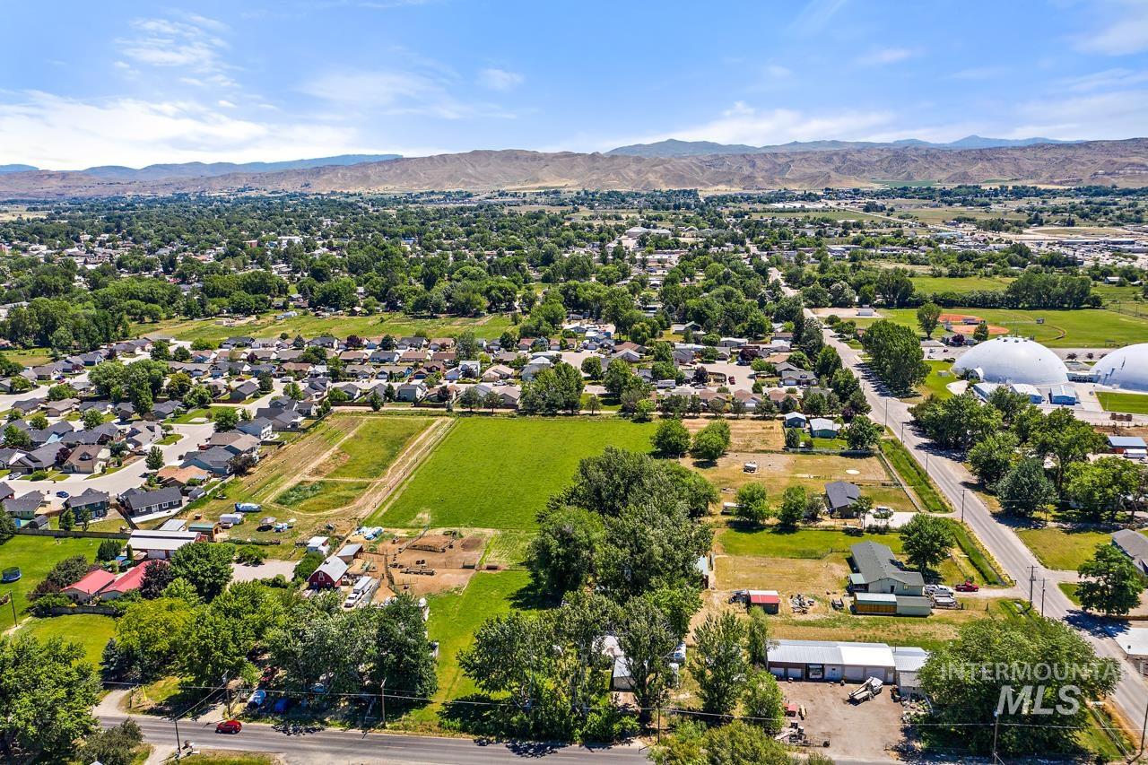 936 S Mill Rd, Emmett, Idaho 83617, Land For Sale, Price $995,000,MLS 98984997