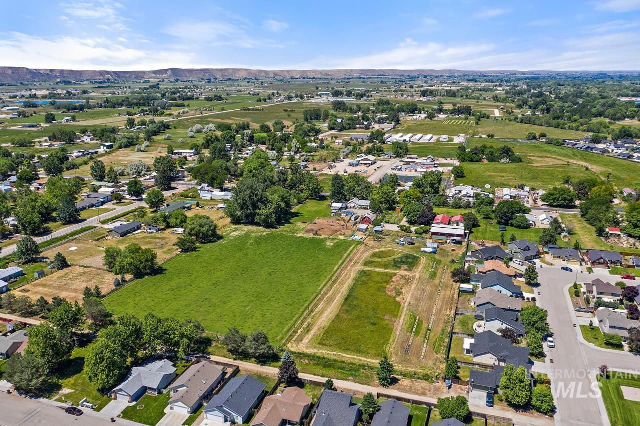 936 S Mill Rd, Emmett, Idaho 83617, Land For Sale, Price $995,000,MLS 98984997