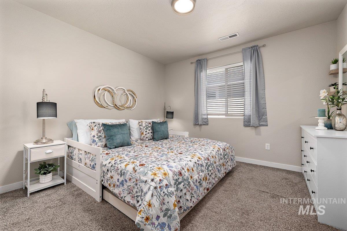 4997 W Grand Rapids Dr, Meridian, Idaho 83646-5747, 4 Bedrooms, 2 Bathrooms, Residential For Sale, Price $457,900,MLS 98985001