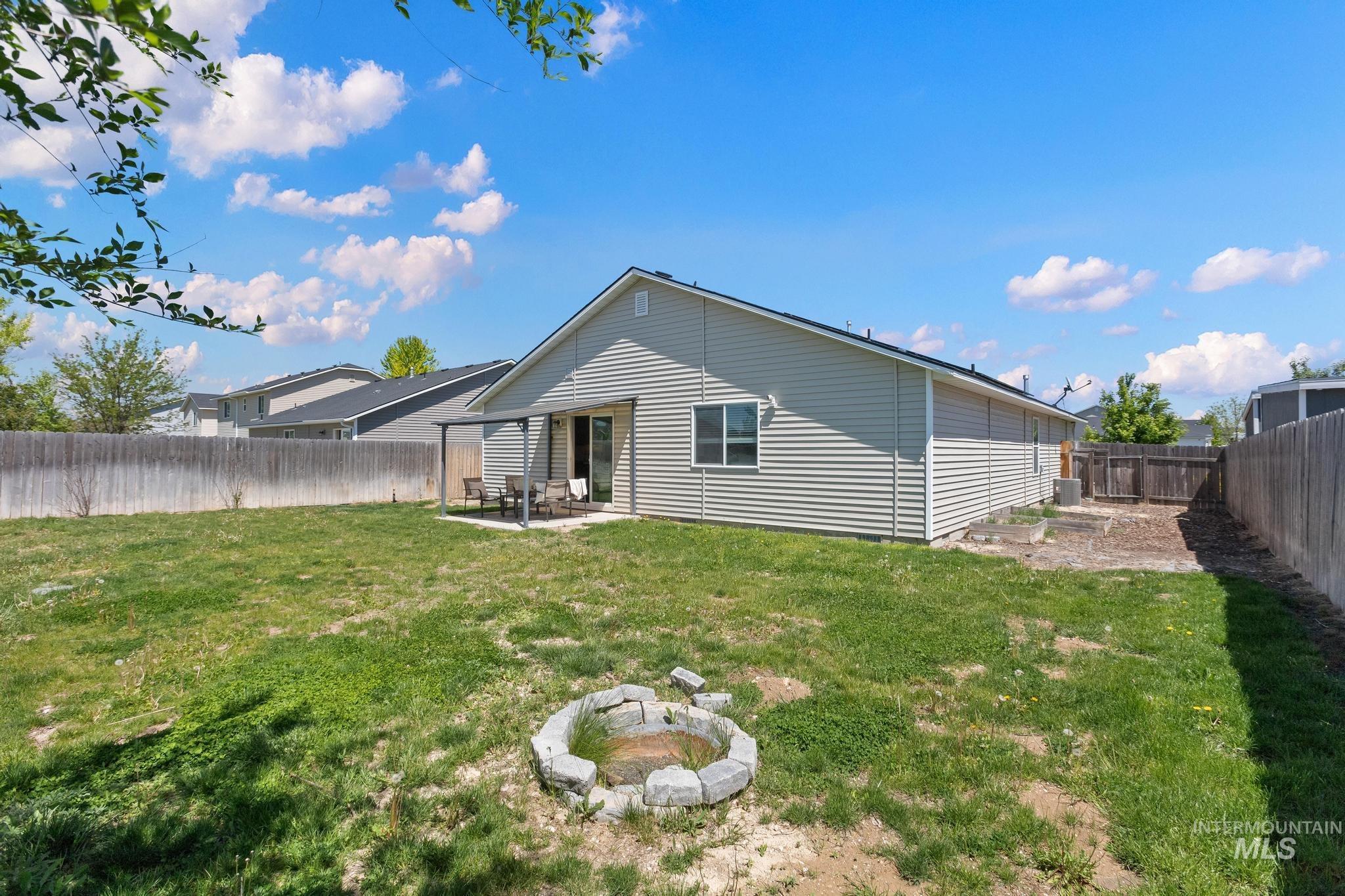5506 Barkley Way, Caldwell, Idaho 83607, 3 Bedrooms, 2 Bathrooms, Residential For Sale, Price $369,900,MLS 98985005